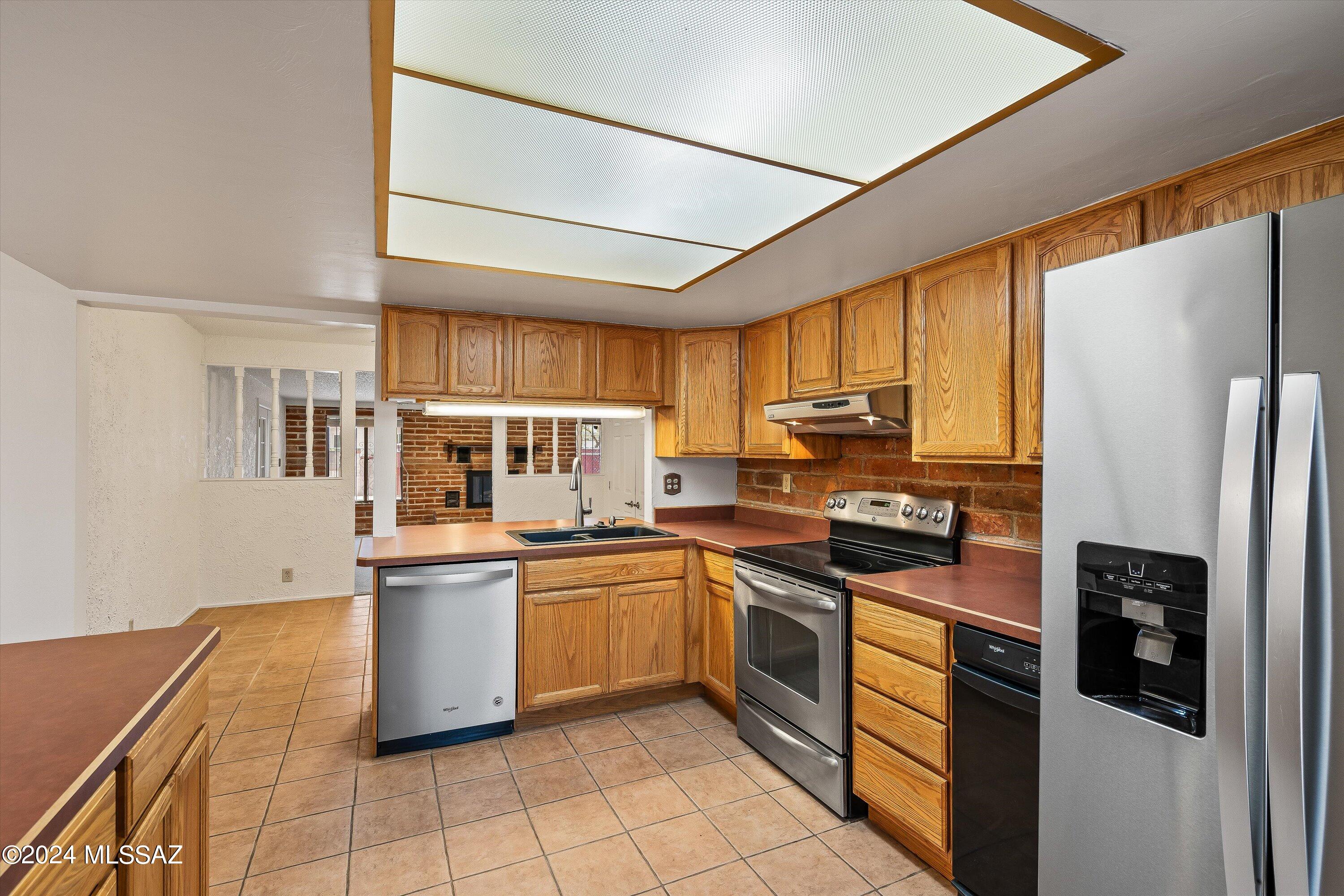 1931 S Kevin Drive
