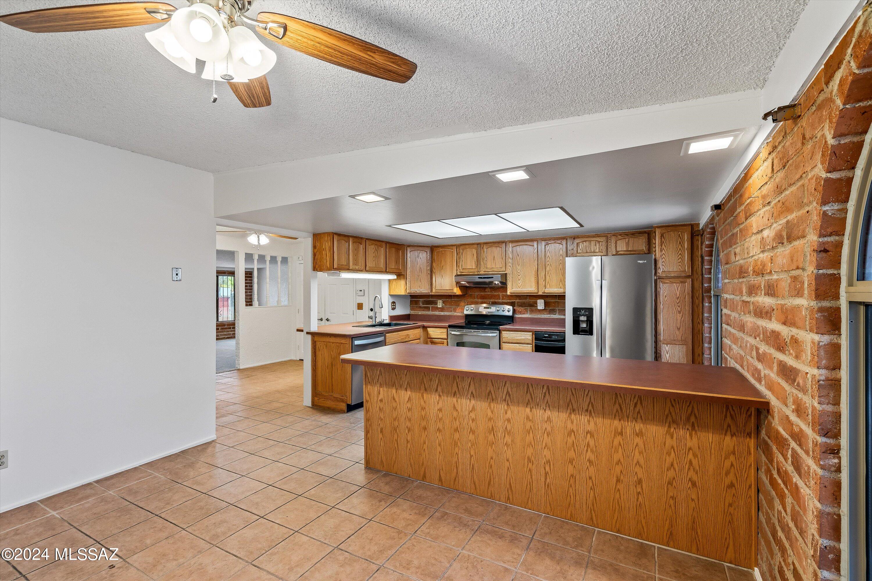 1931 S Kevin Drive
