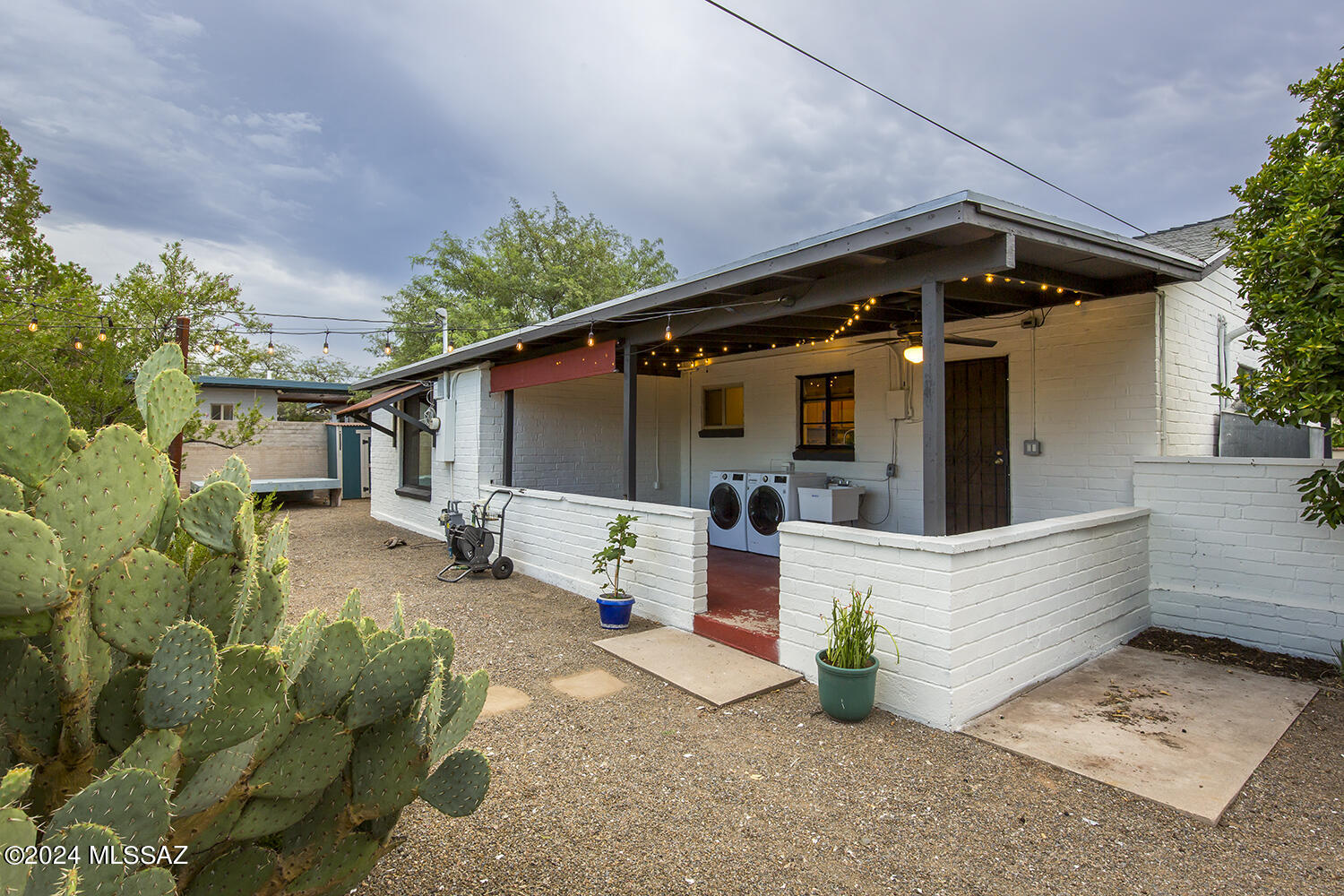 924 N Bryant Avenue