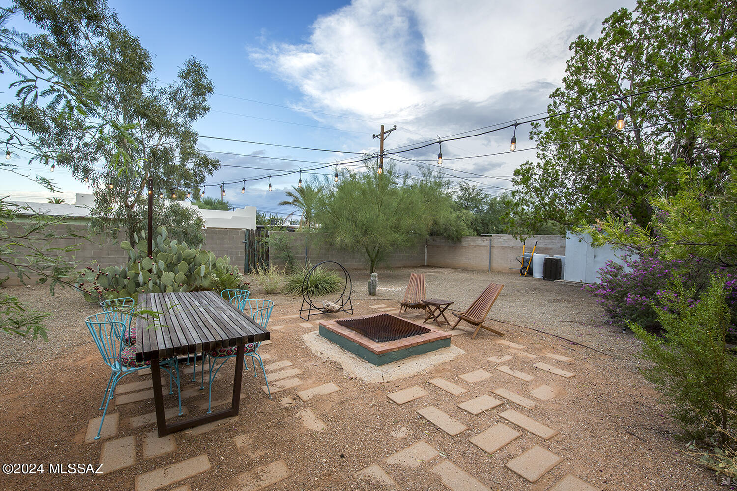 924 N Bryant Avenue