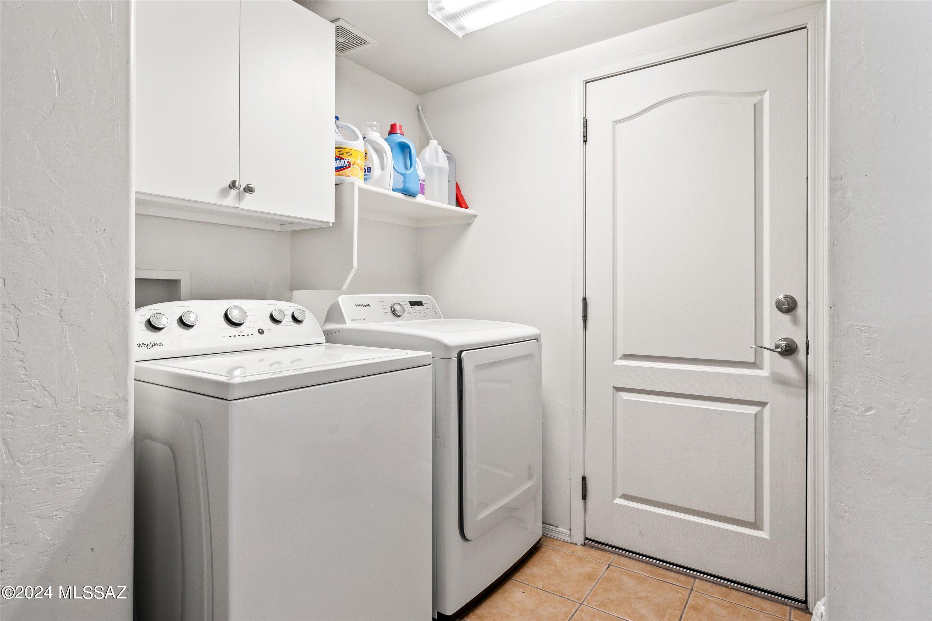 5559 S Desert Redbud Drive