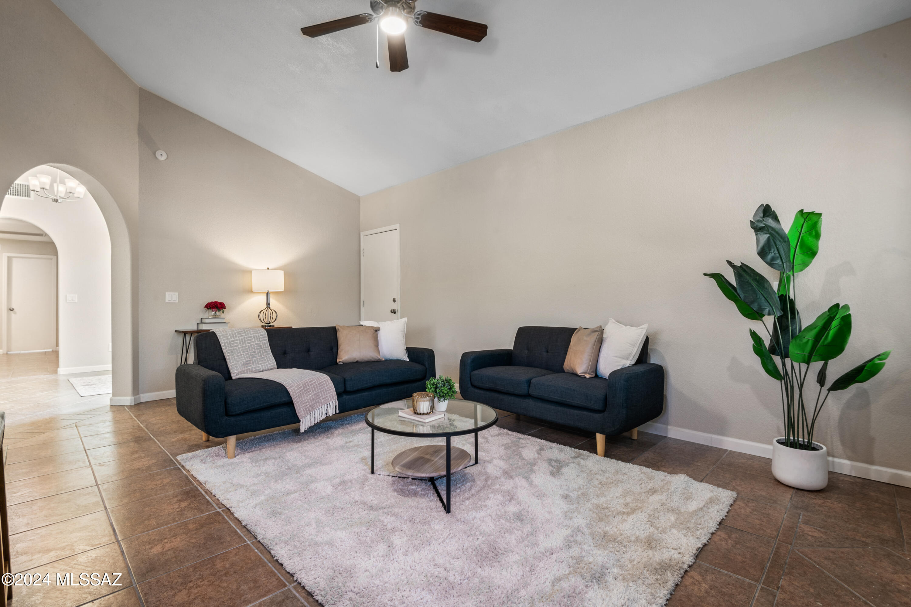 4526 W Lord Redman Loop