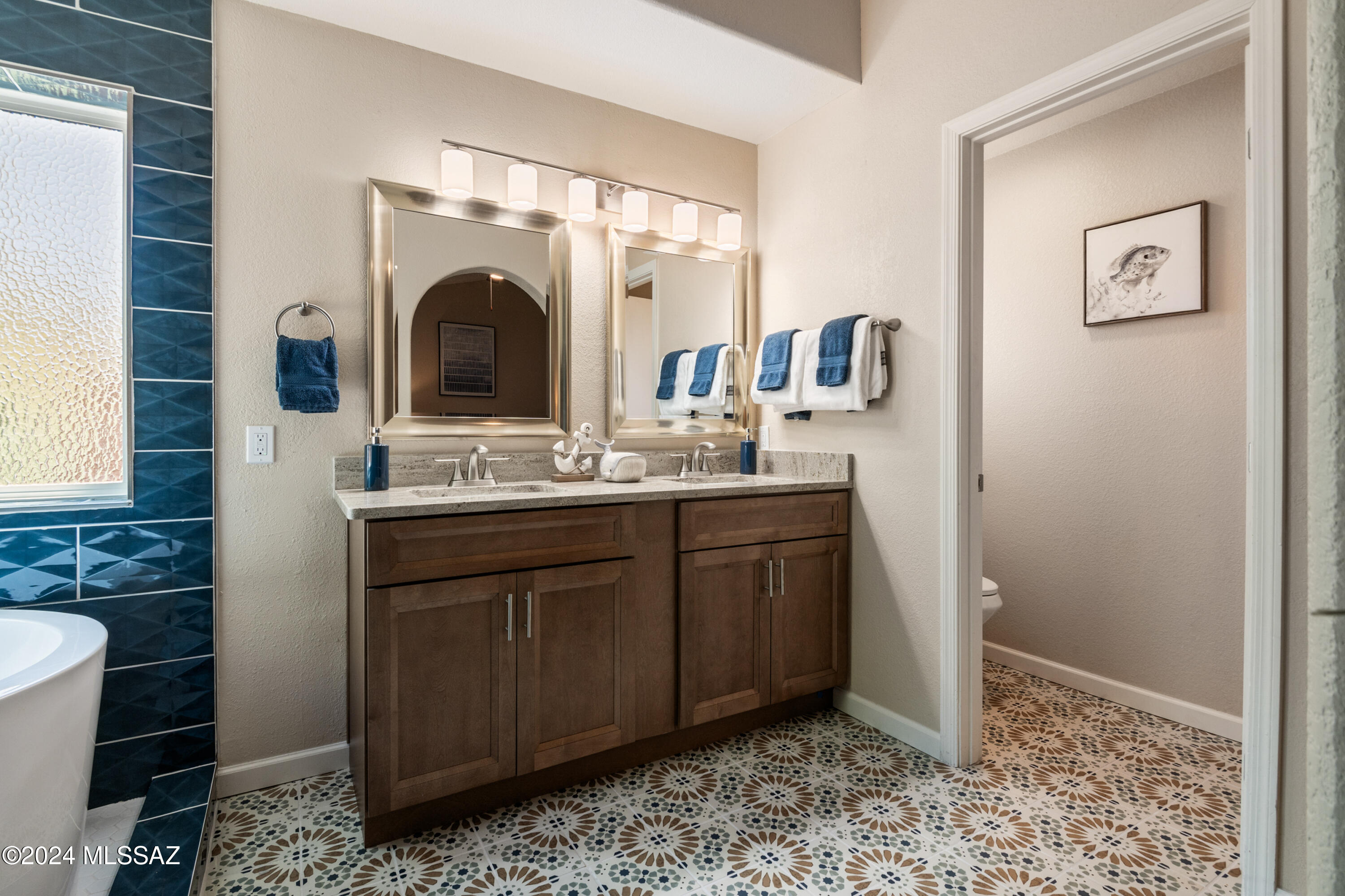 4526 W Lord Redman Loop