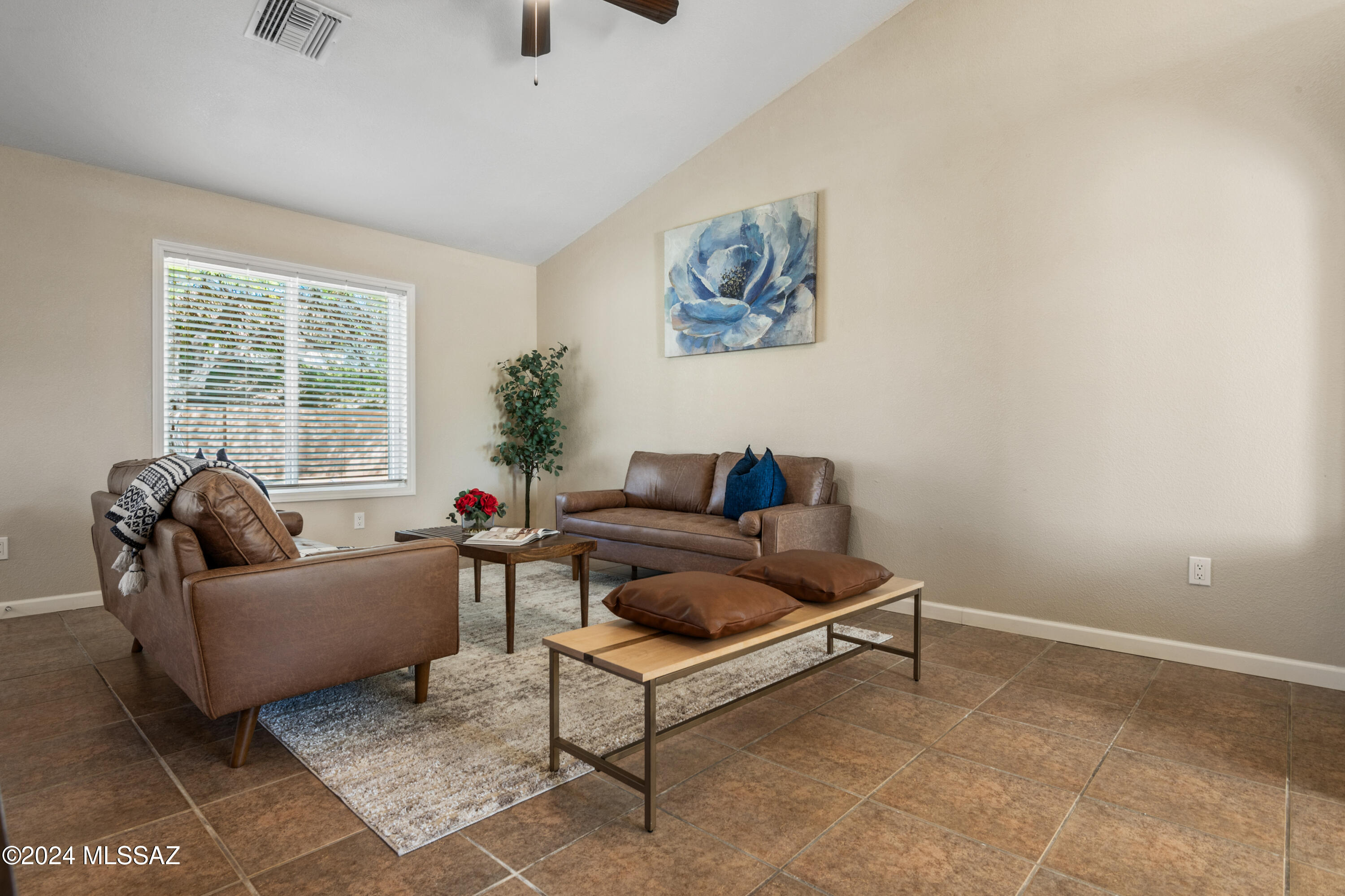 4526 W Lord Redman Loop