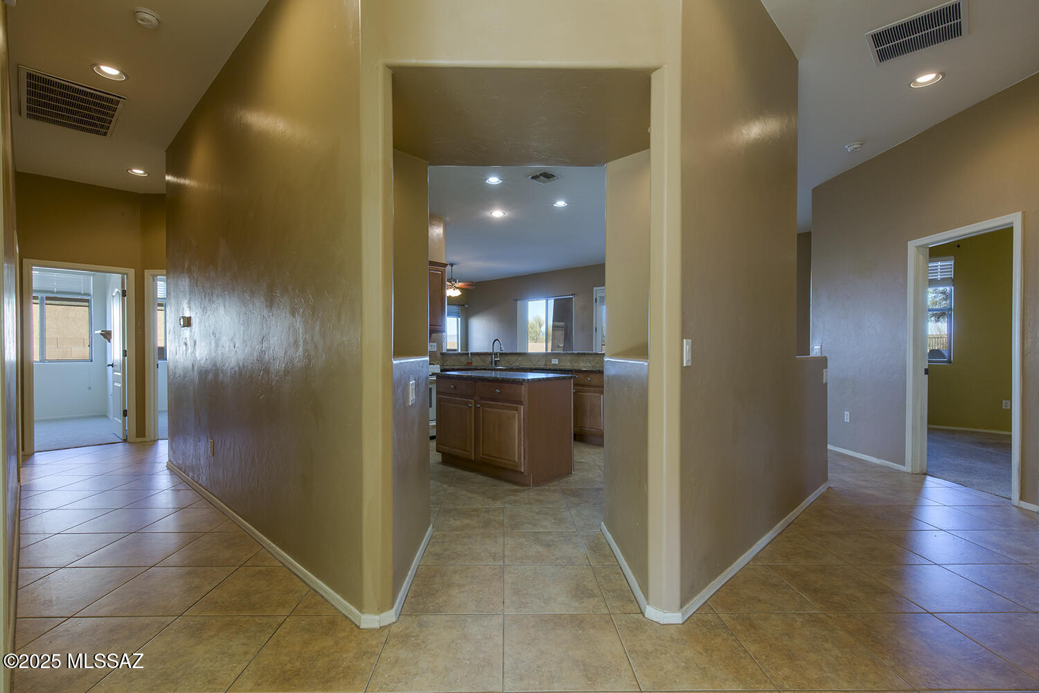 486 W Chatfield Street