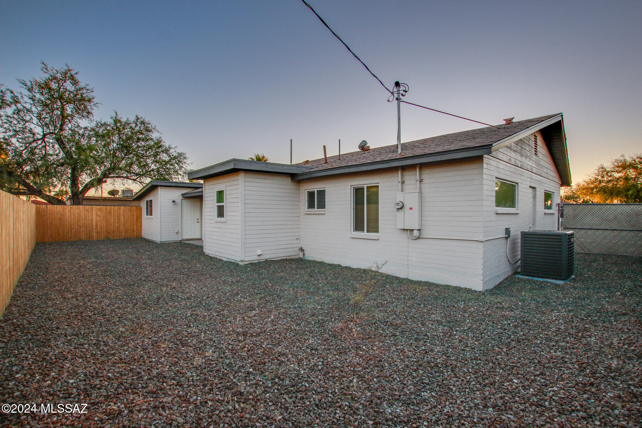 815 S Catalina Avenue