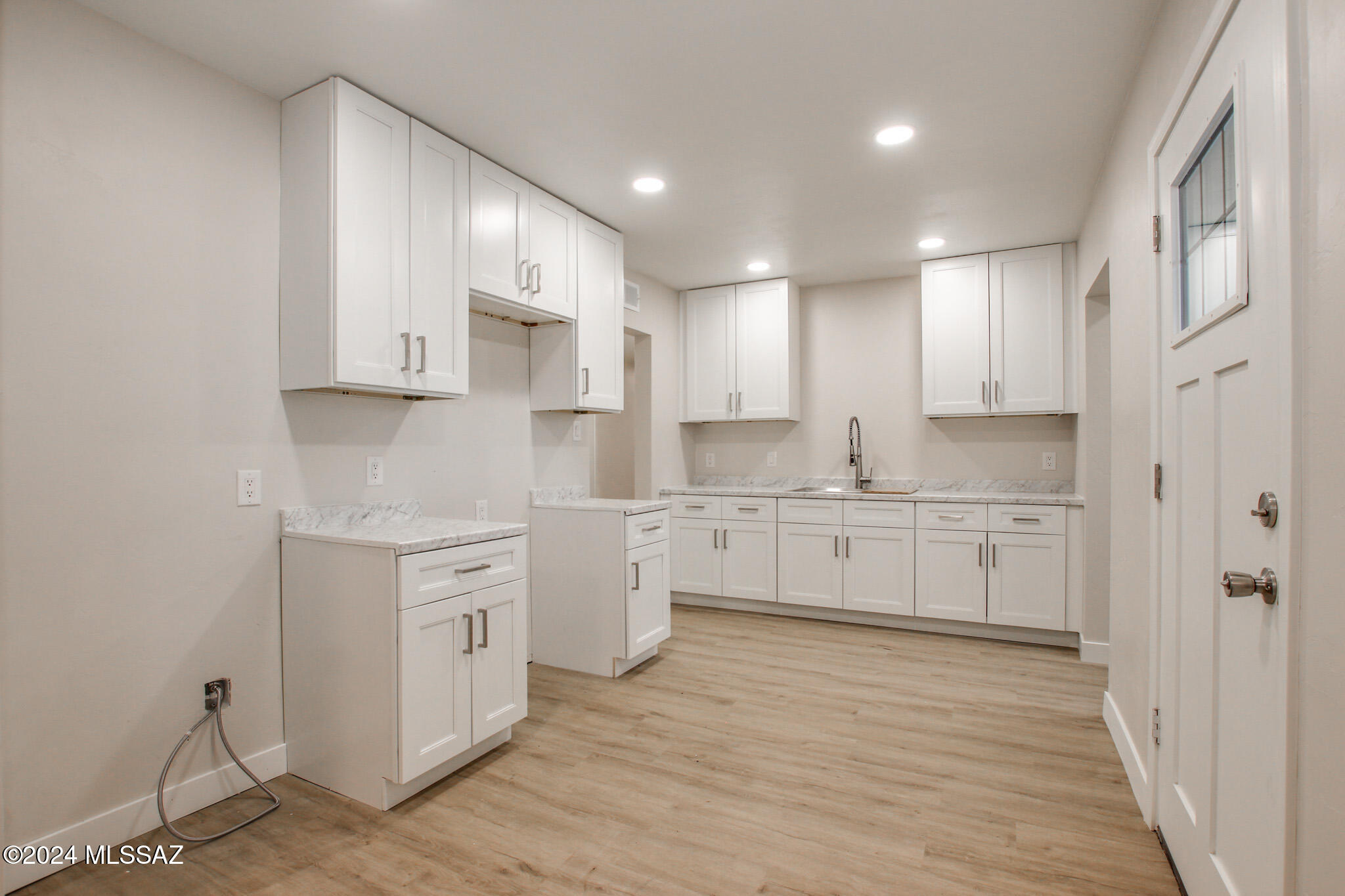 815 S Catalina Avenue