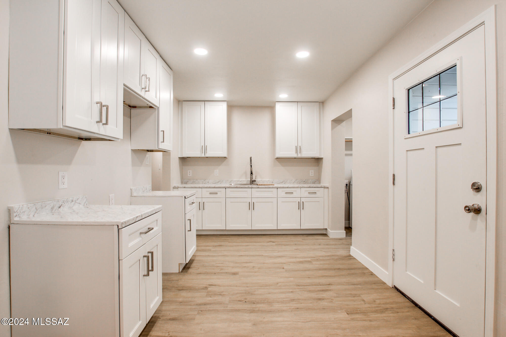 815 S Catalina Avenue