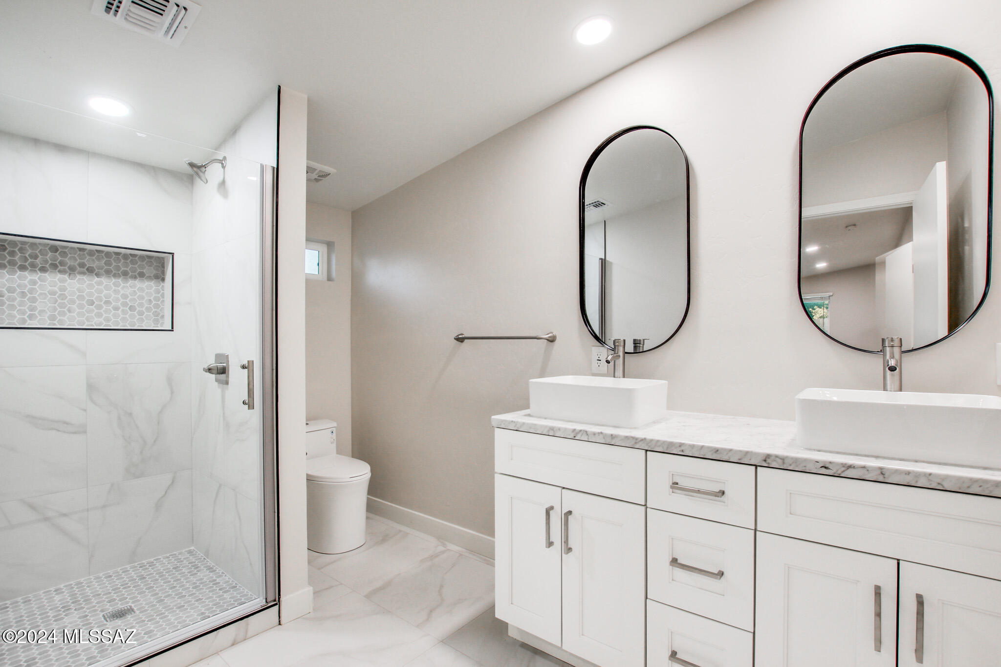 815 S Catalina Avenue