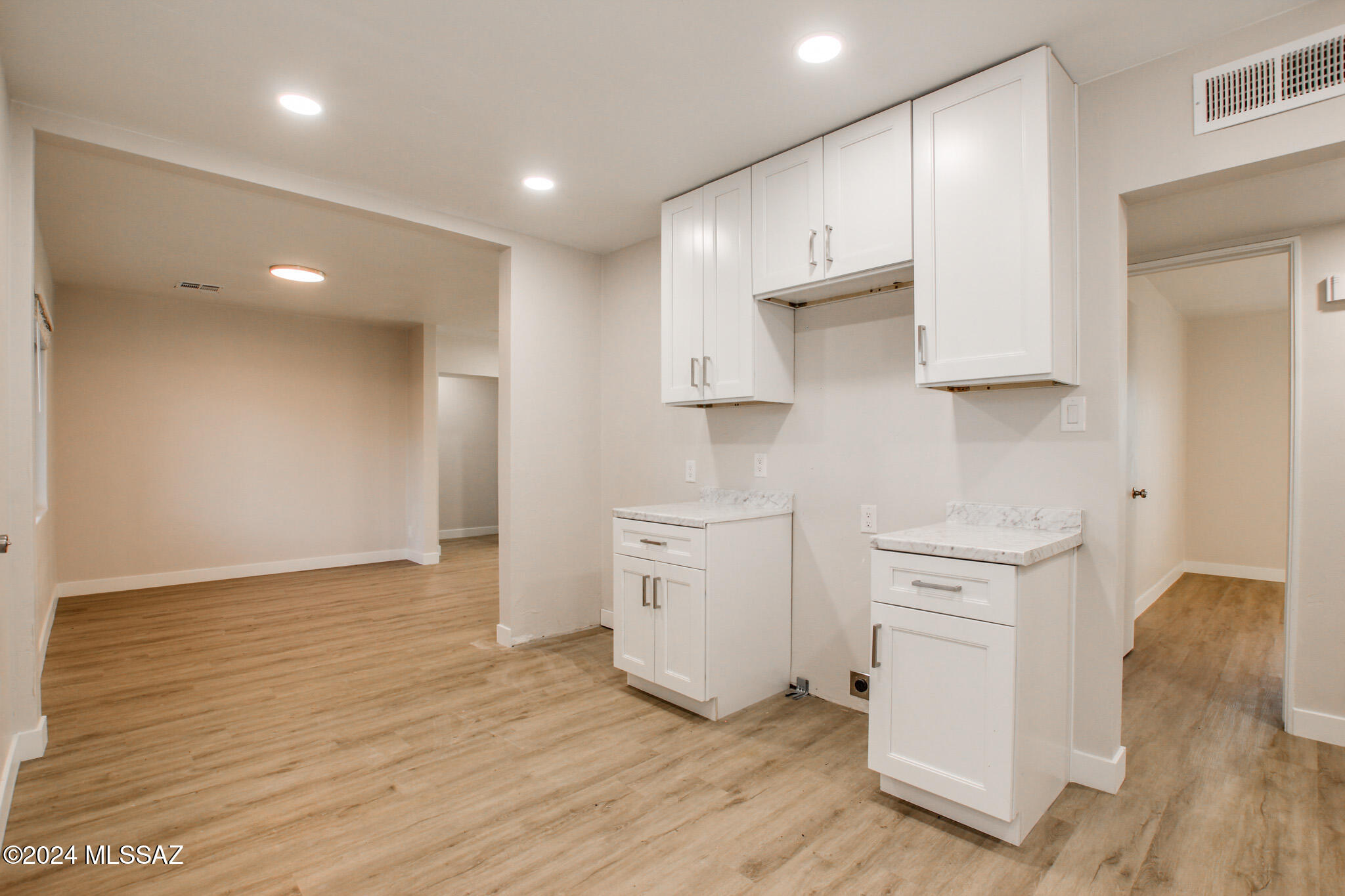 815 S Catalina Avenue