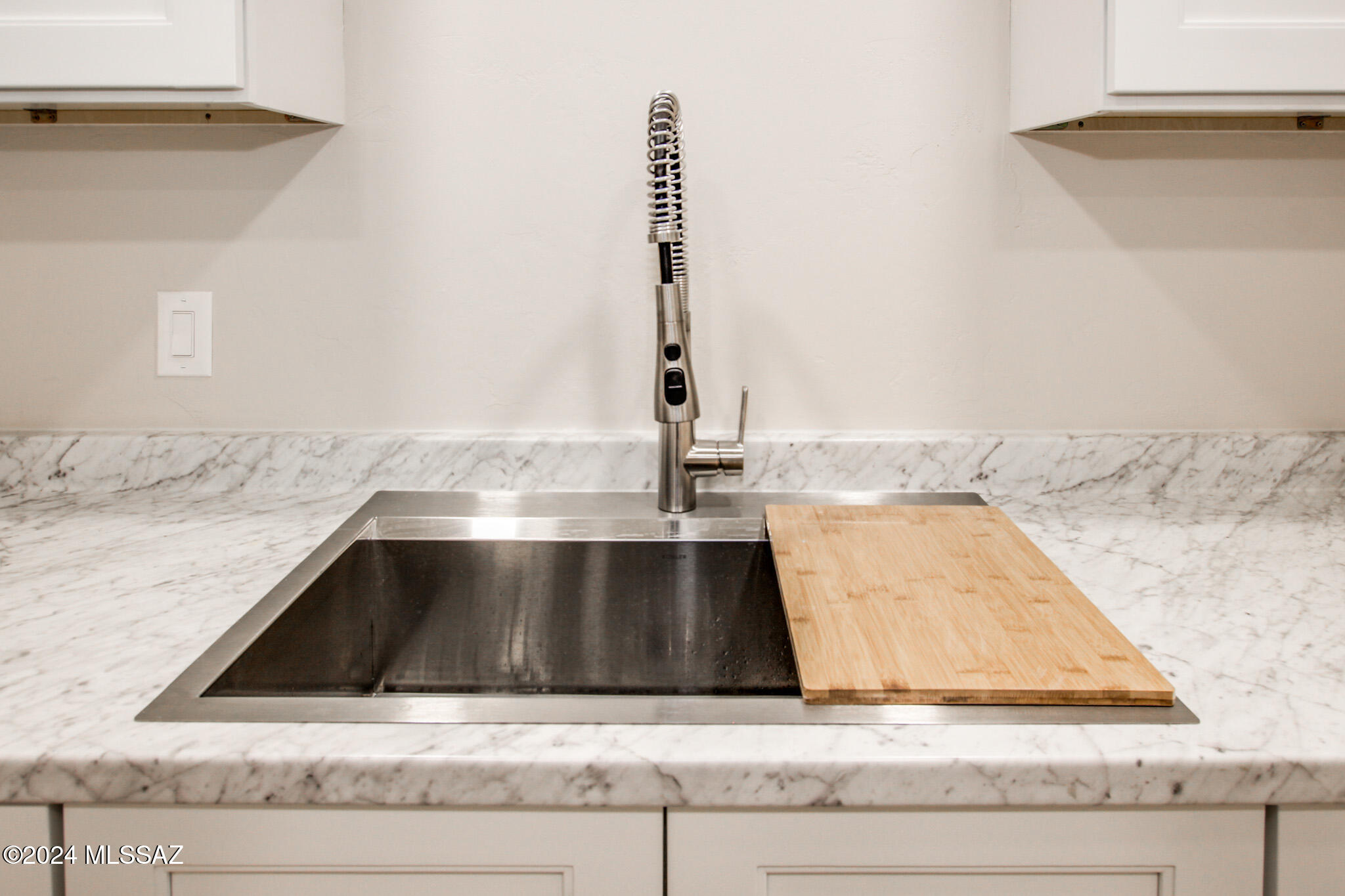 815 S Catalina Avenue