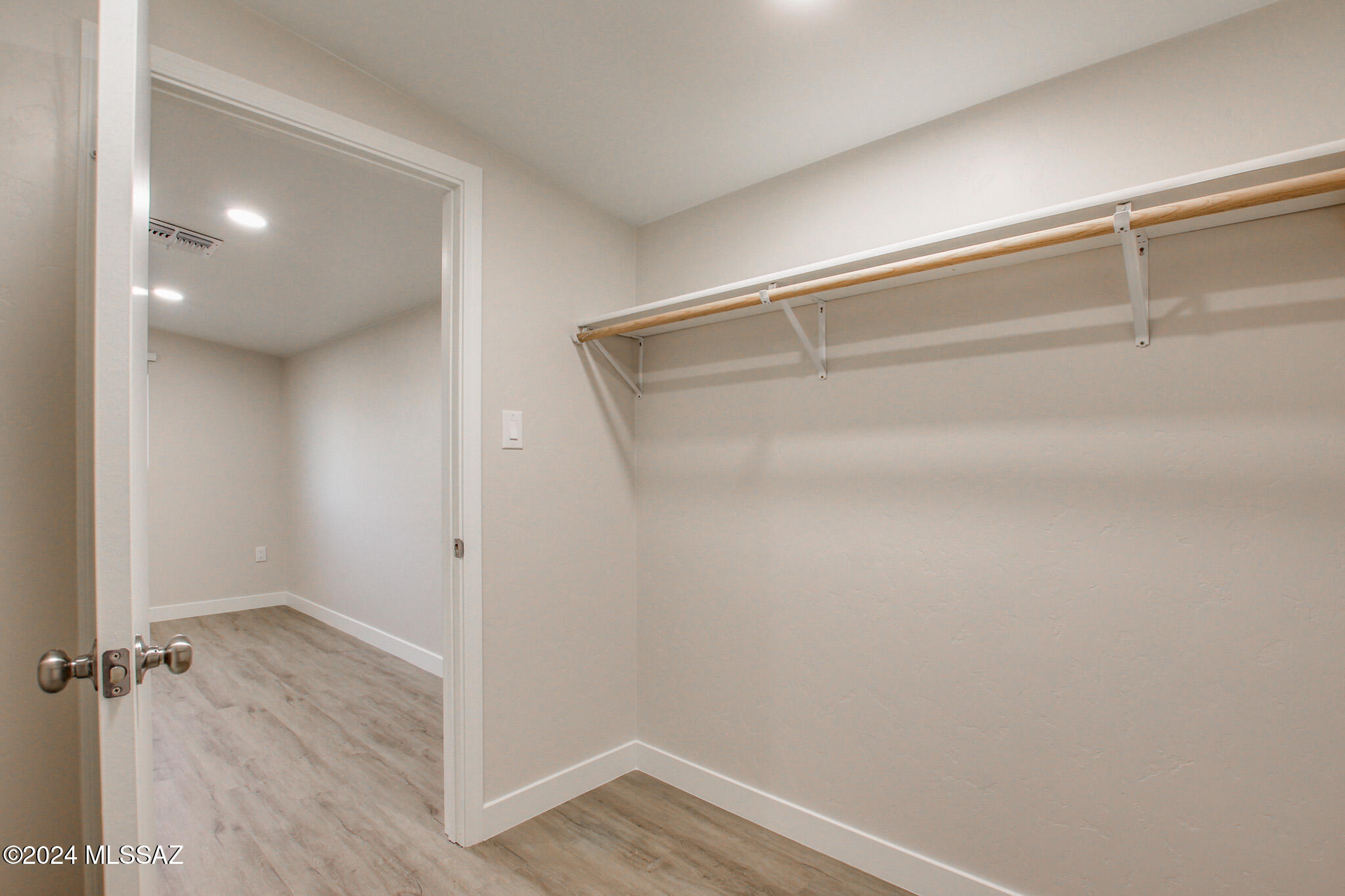 815 S Catalina Avenue