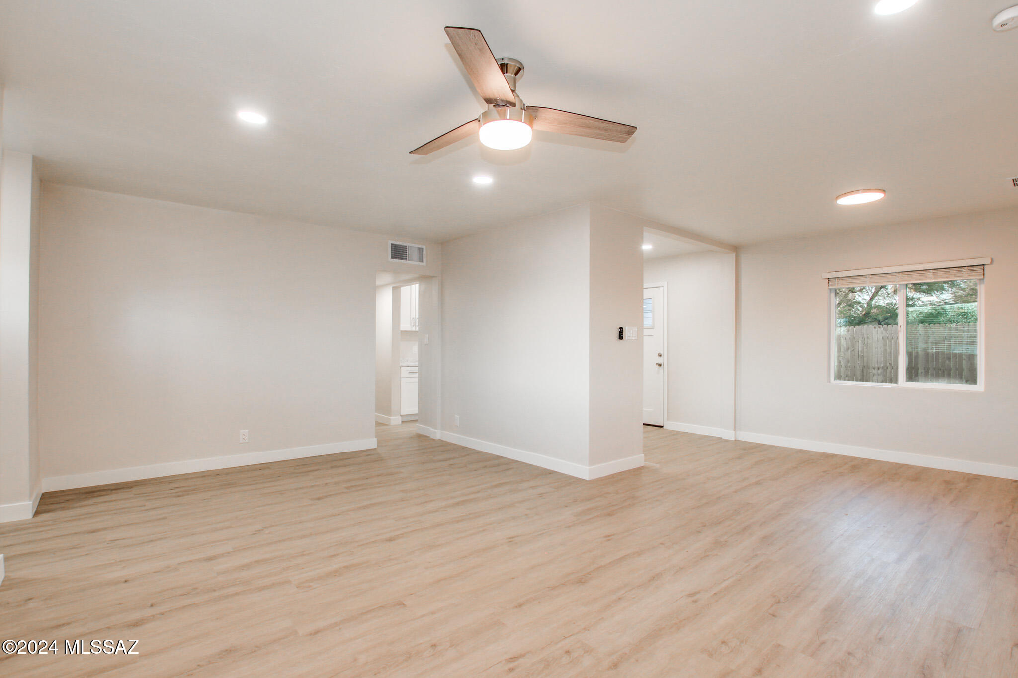 815 S Catalina Avenue