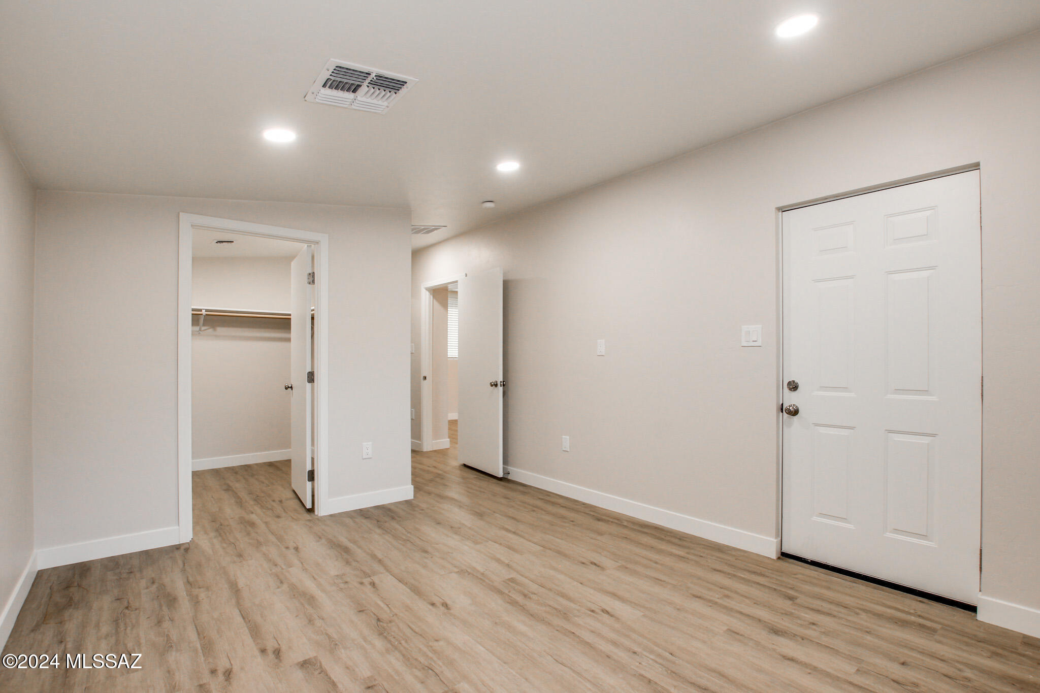 815 S Catalina Avenue