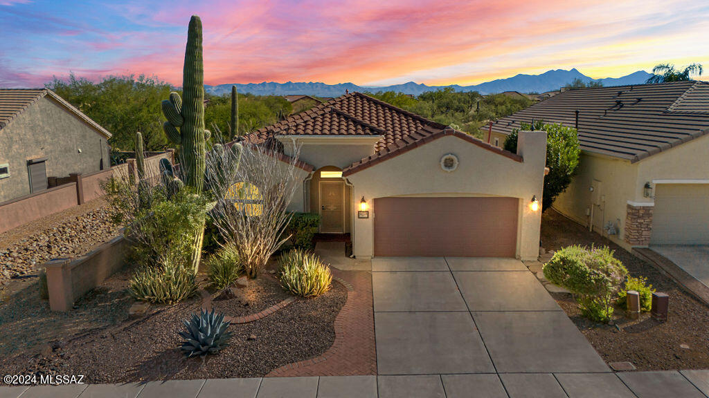 14289 S Via Del Farolito