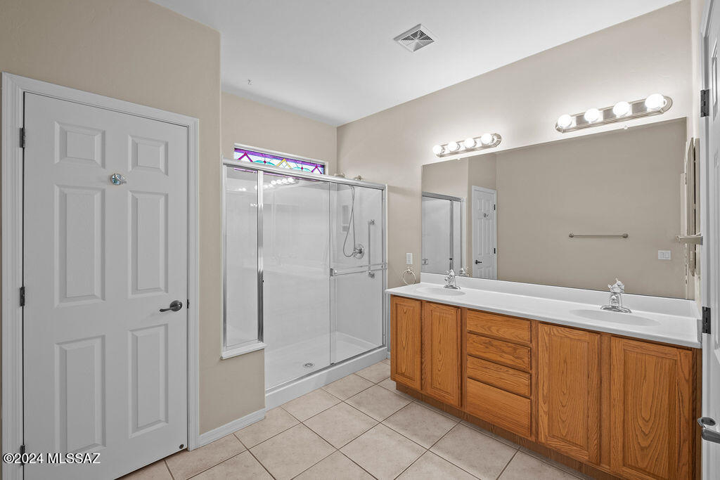 14289 S Via Del Farolito