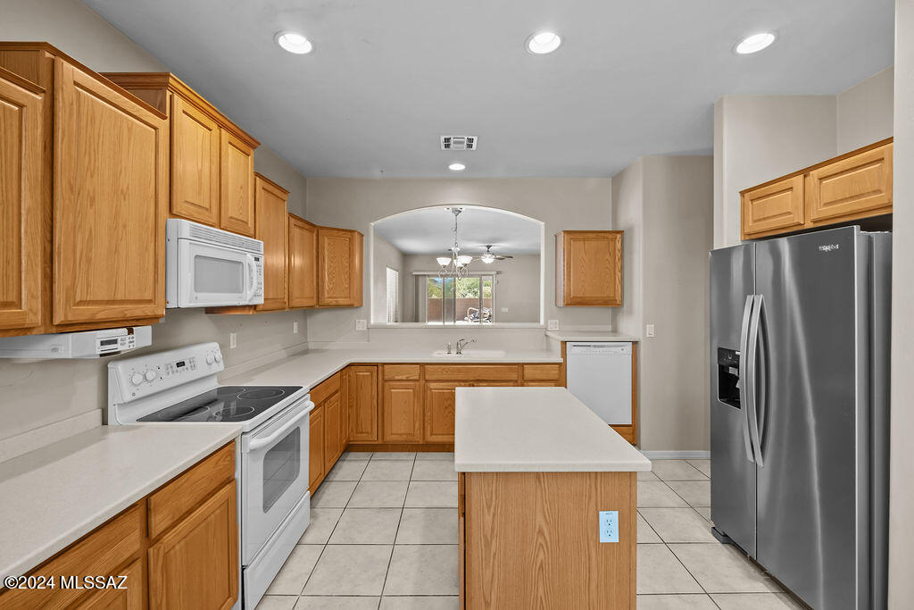 14289 S Via Del Farolito