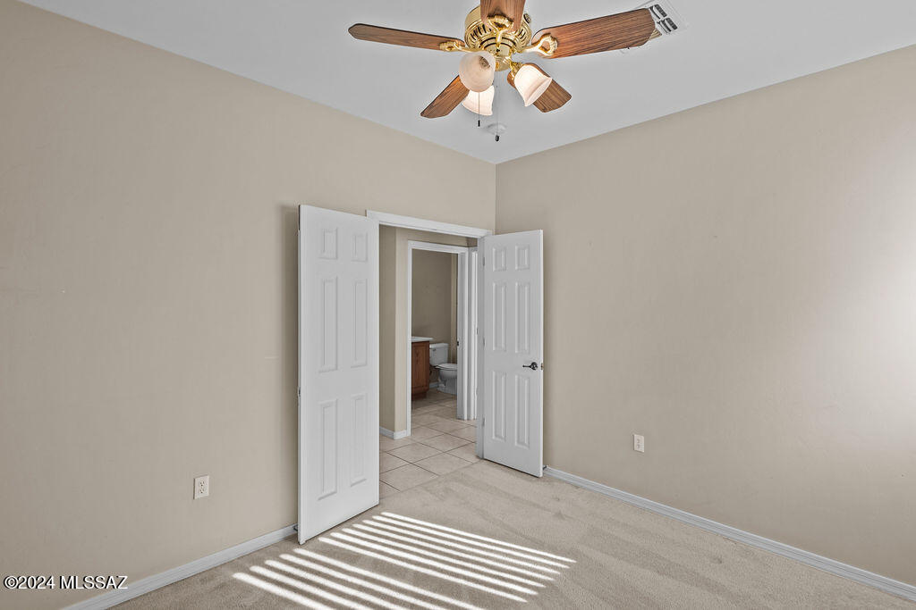 14289 S Via Del Farolito