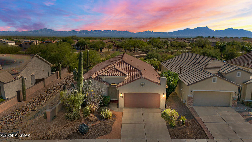 14289 S Via Del Farolito