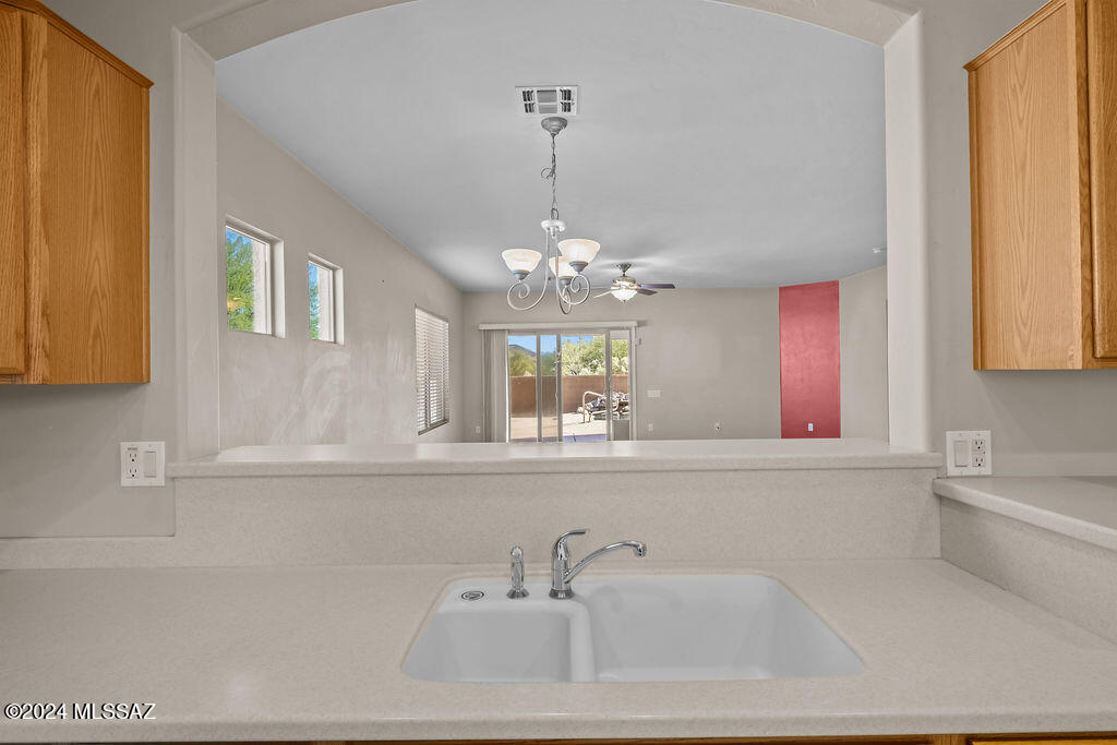 14289 S Via Del Farolito