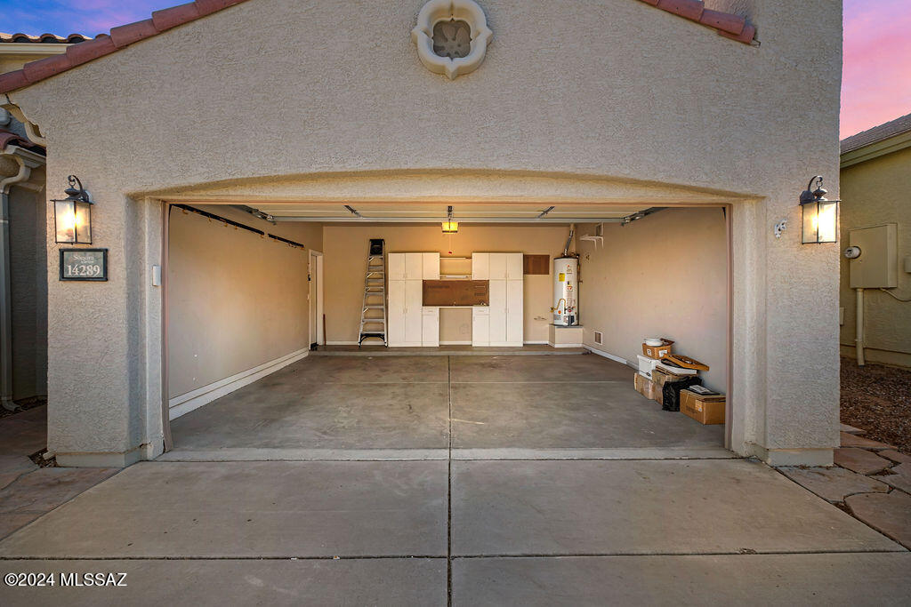 14289 S Via Del Farolito