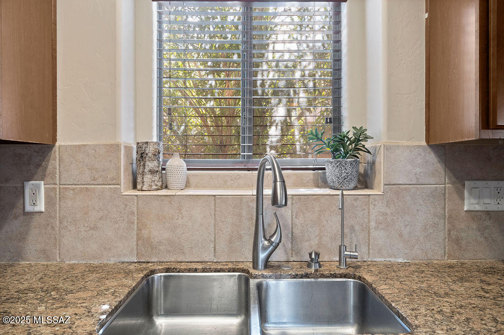 10758 S Alley Mountain Drive