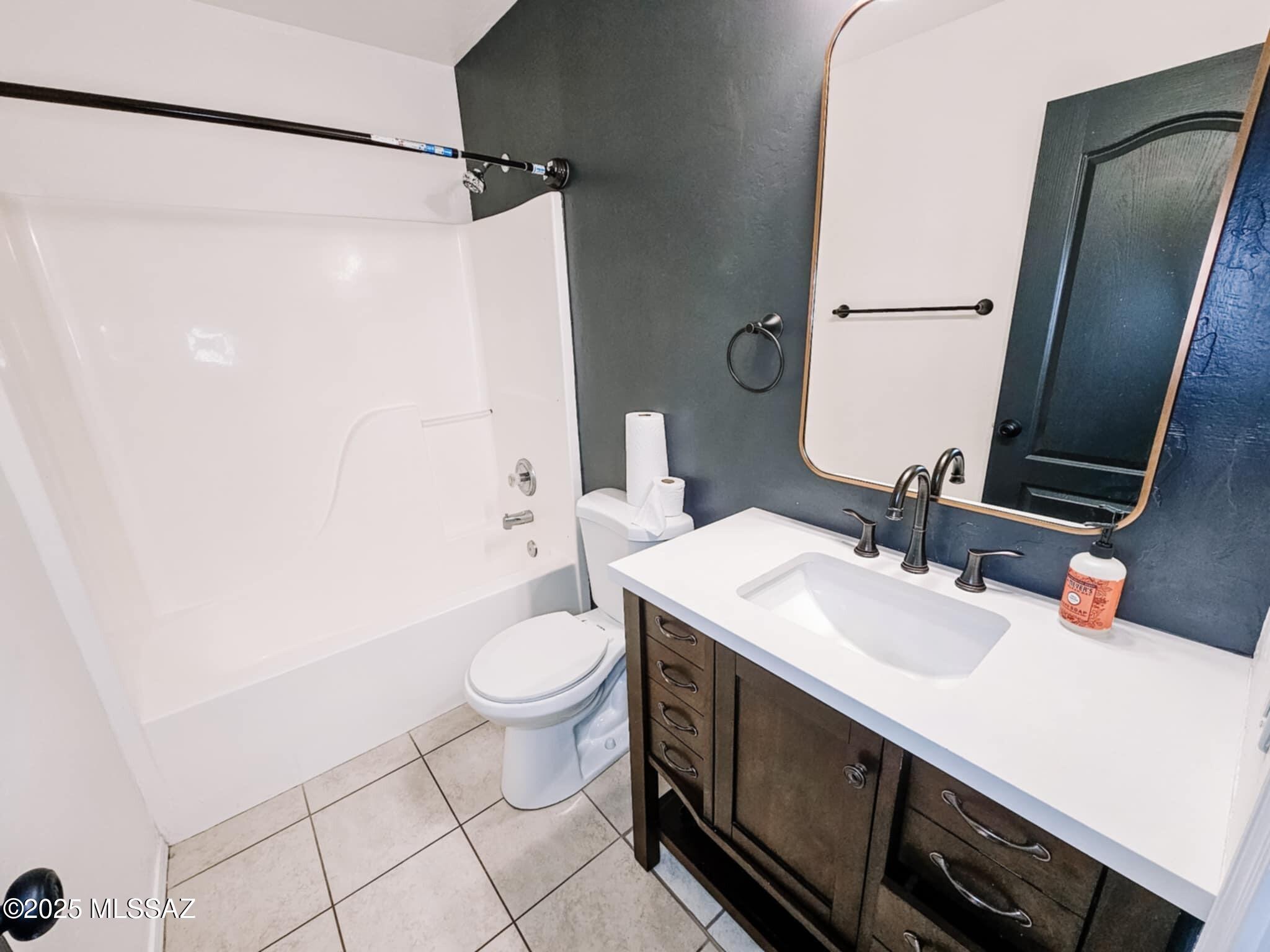 2403 S Saint Pablo Drive