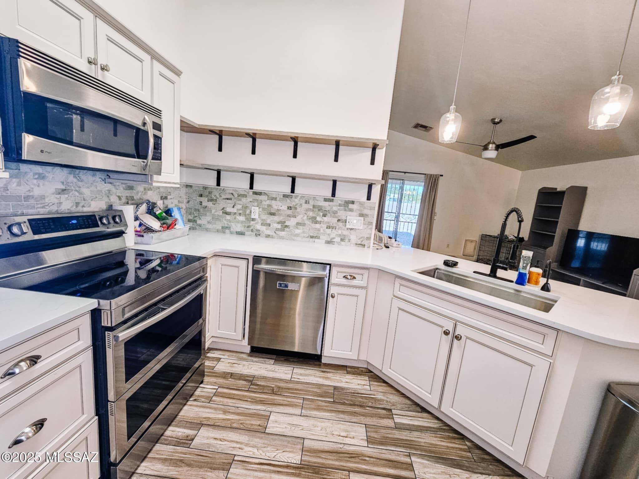 2403 S Saint Pablo Drive