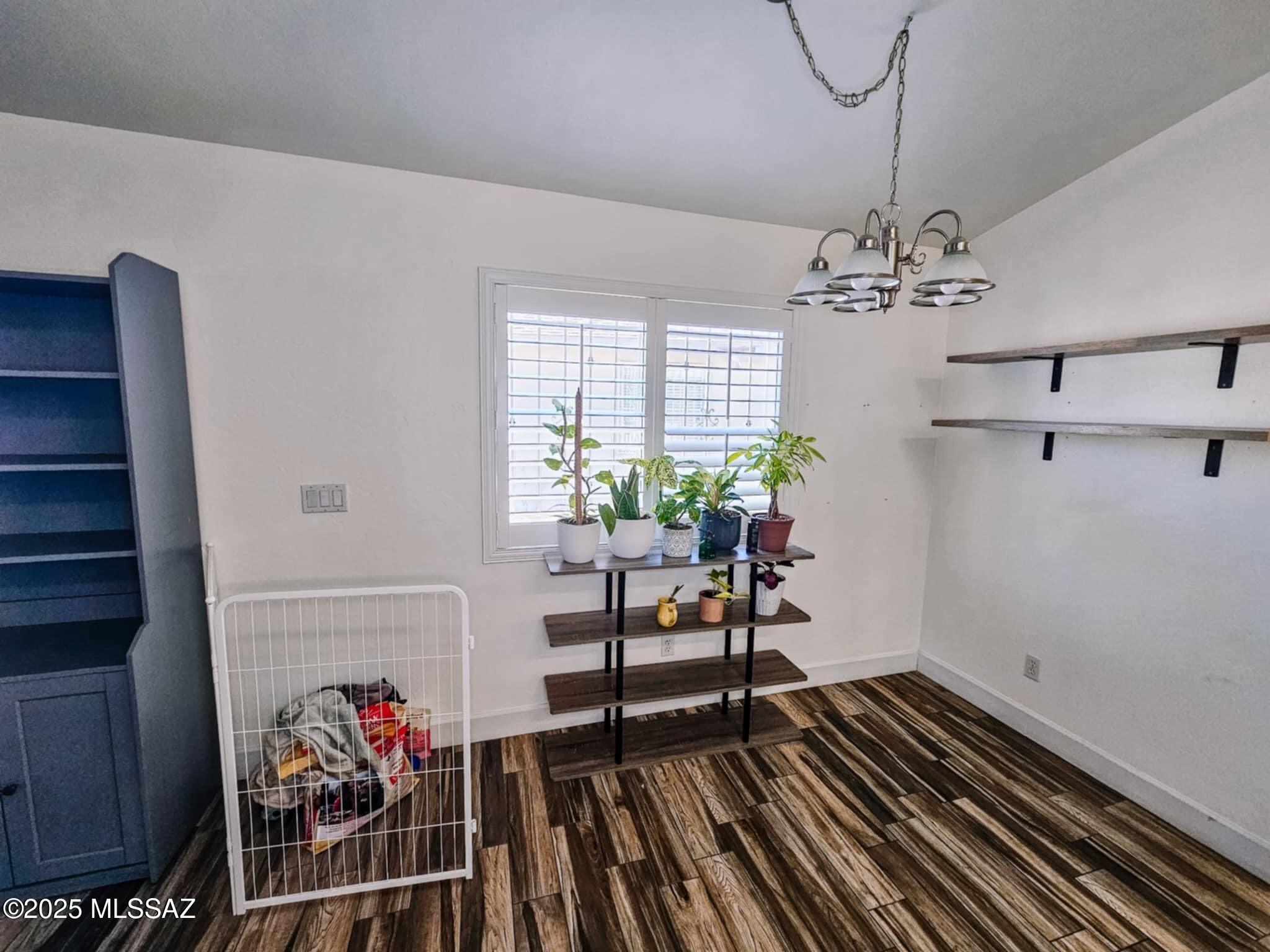 2403 S Saint Pablo Drive