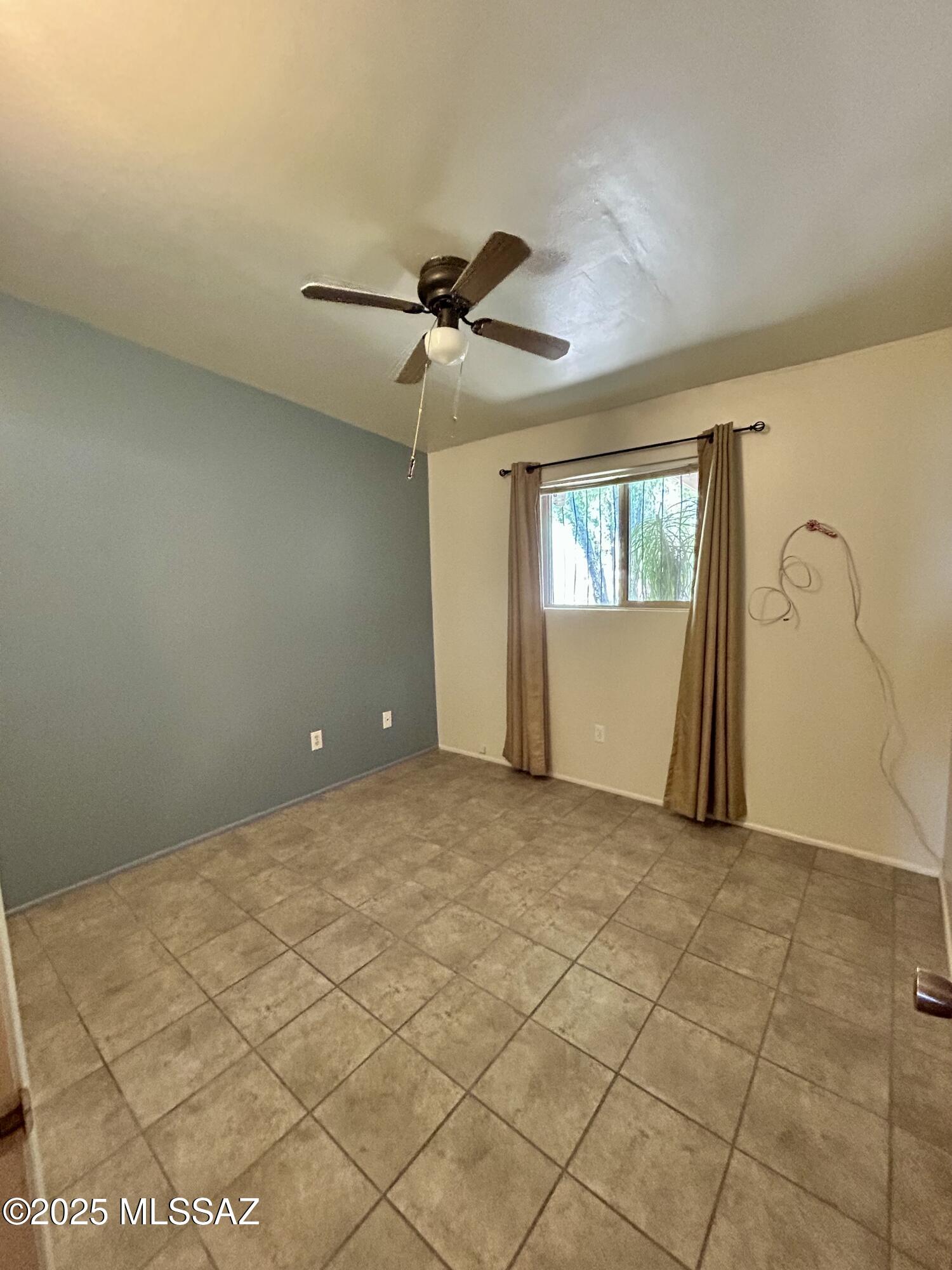 1430 N Mountain View Avenue