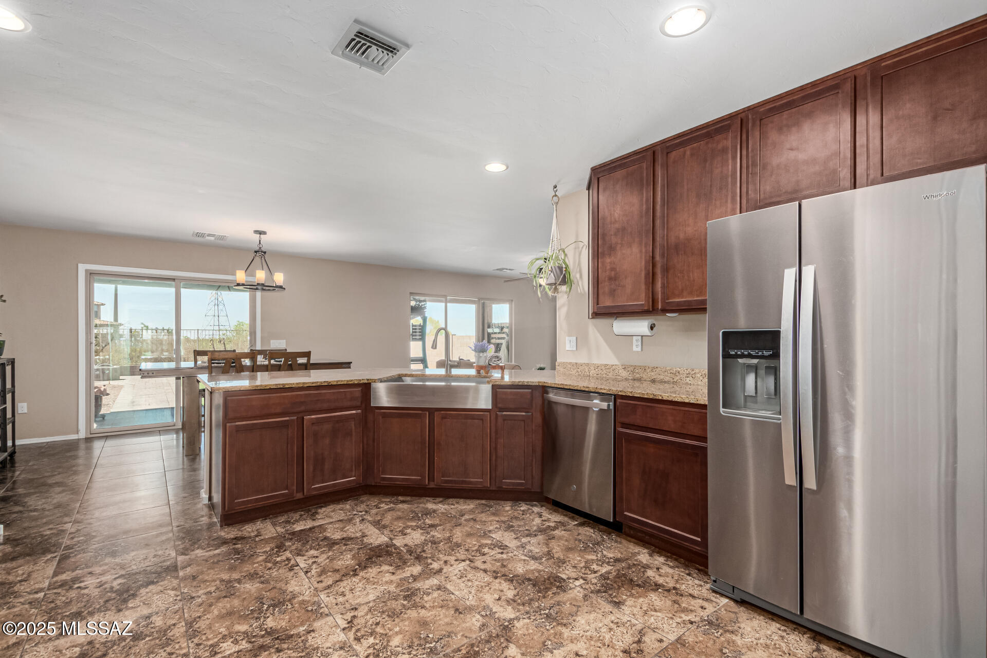 9528 S Desert Fauna Loop