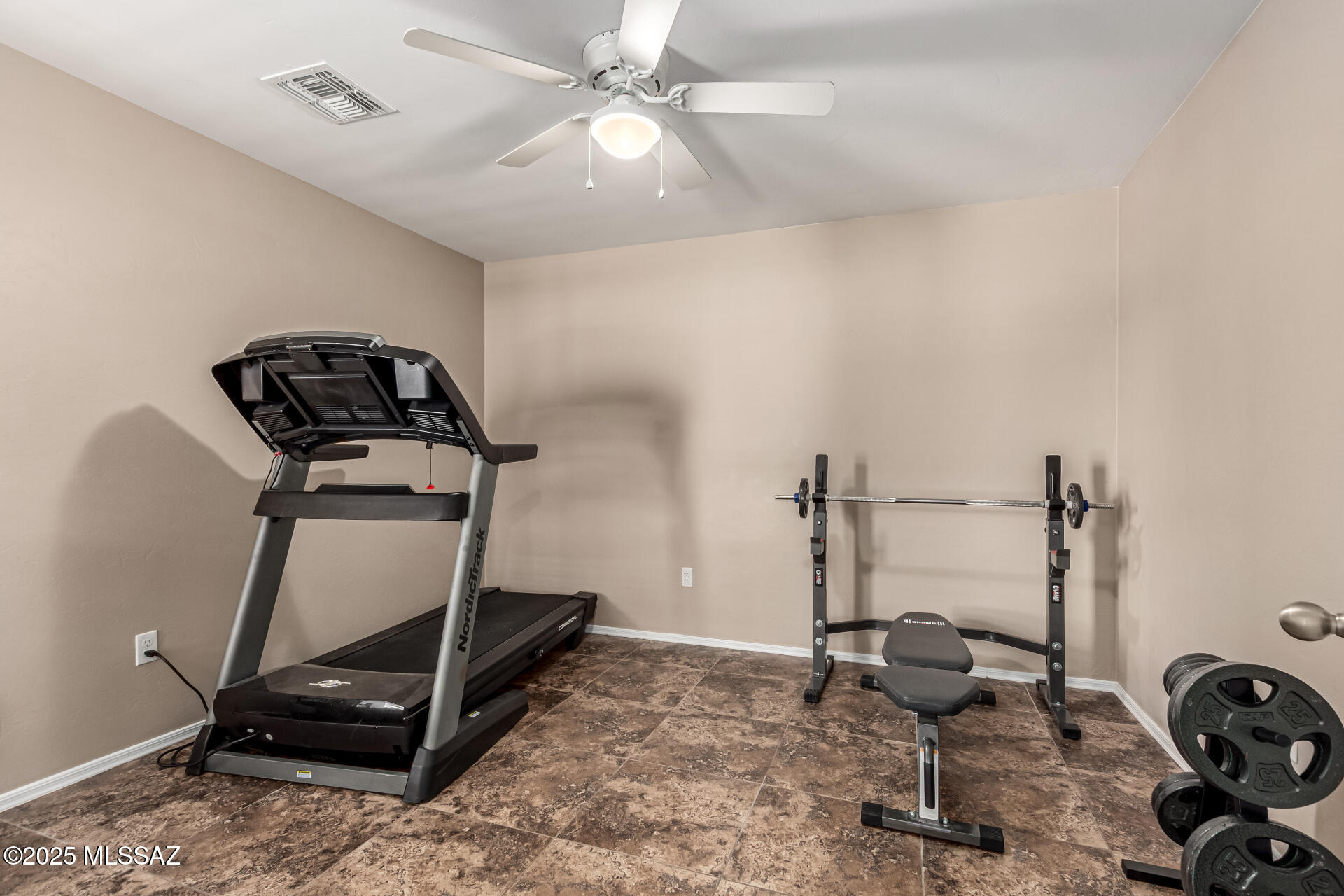 9528 S Desert Fauna Loop