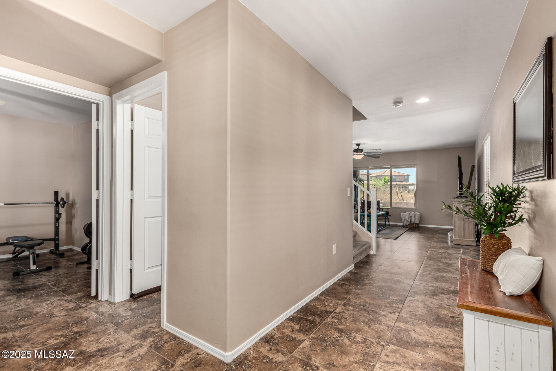9528 S Desert Fauna Loop