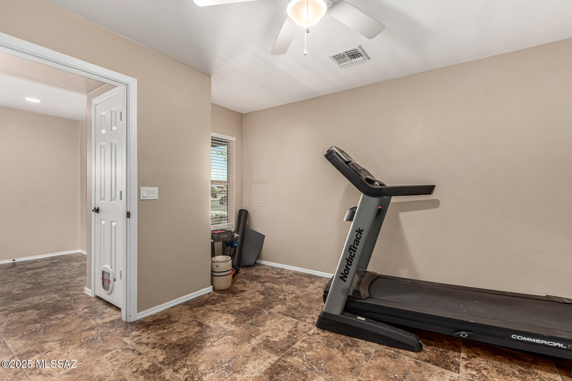 9528 S Desert Fauna Loop