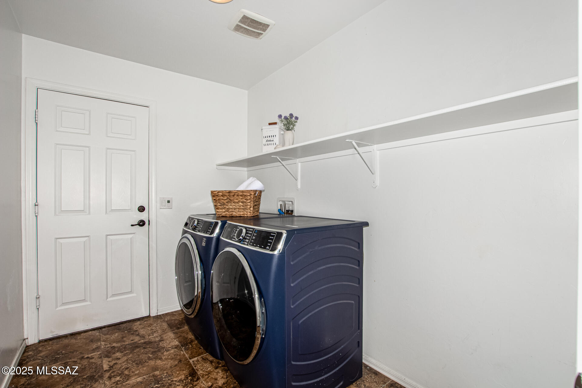 9528 S Desert Fauna Loop