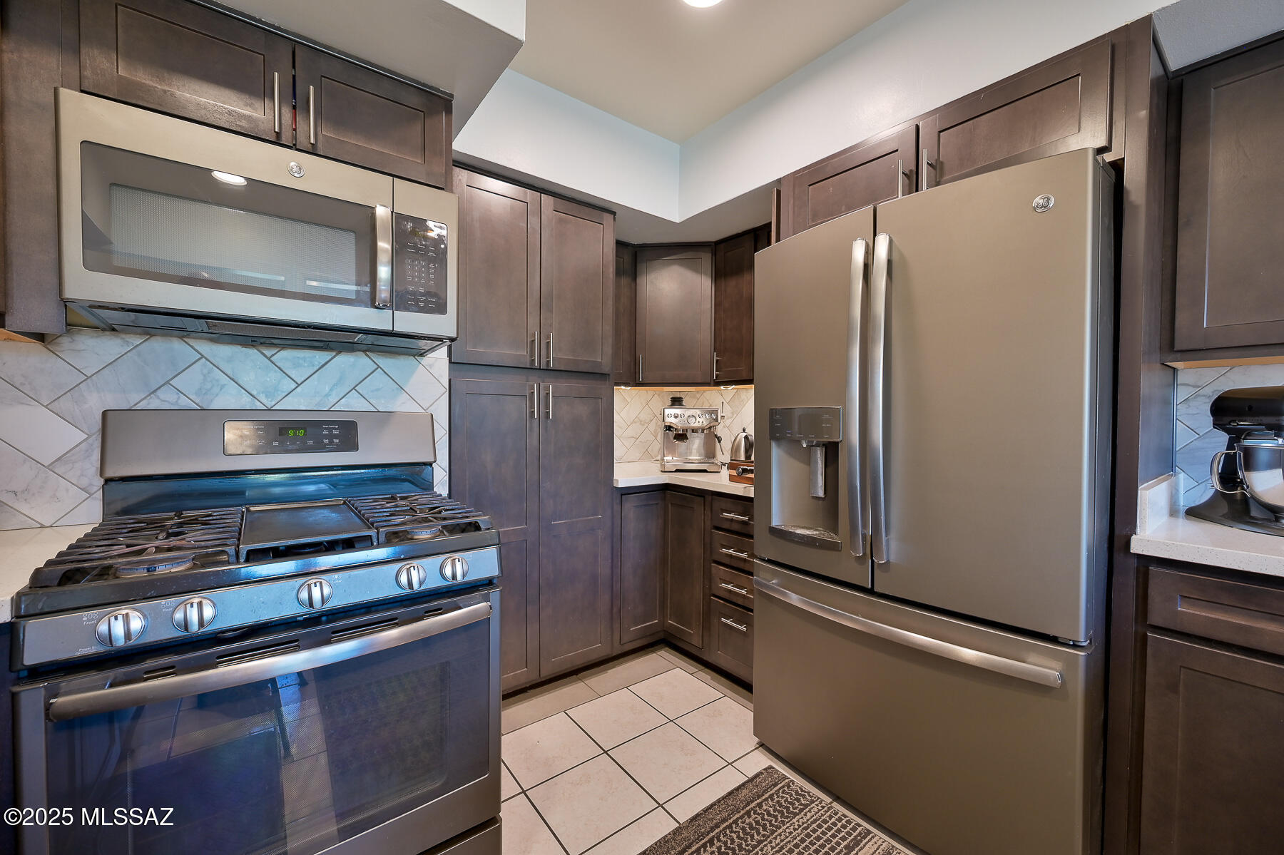 6810 E Calle Betelgeux