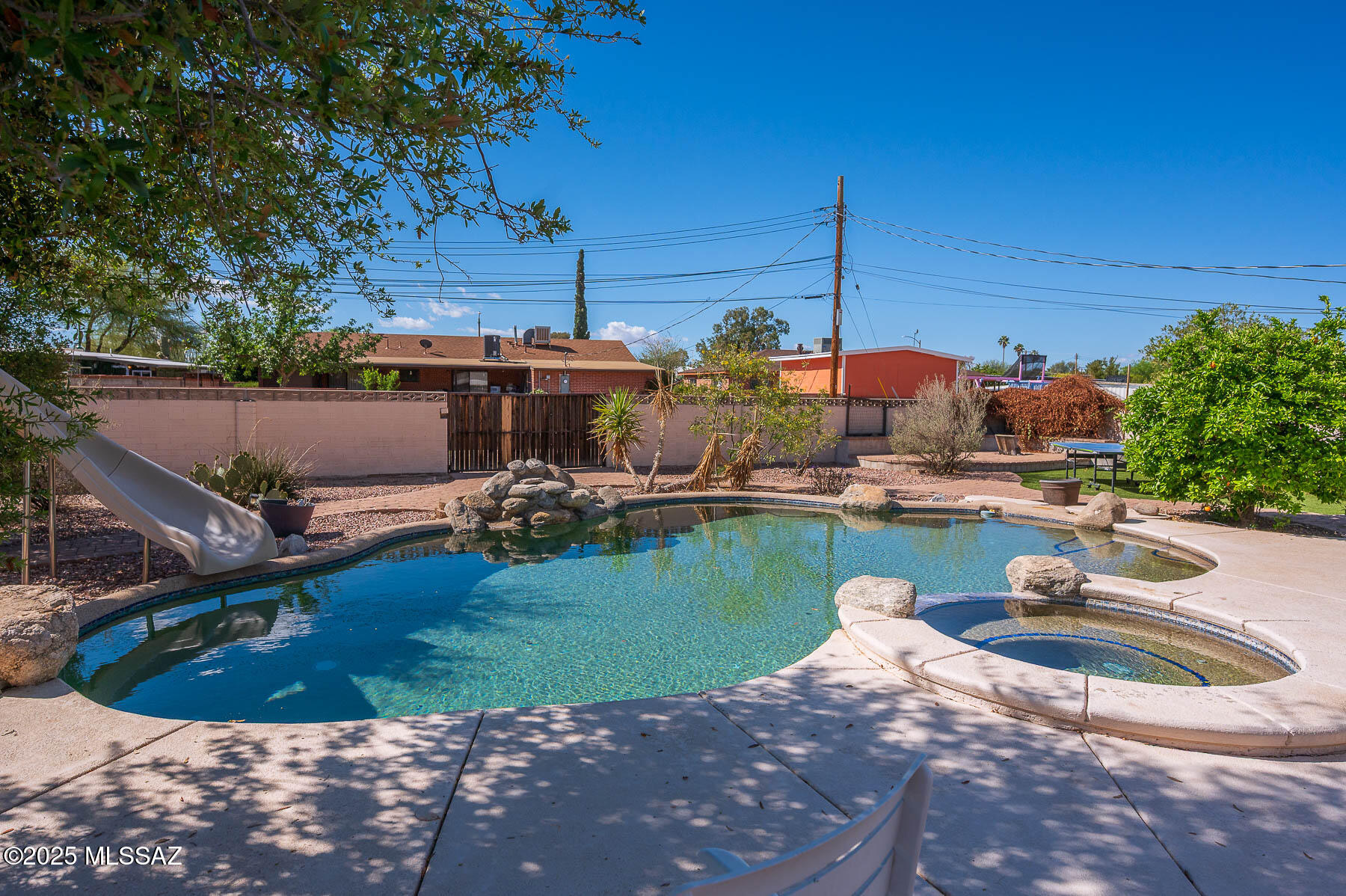 6810 E Calle Betelgeux