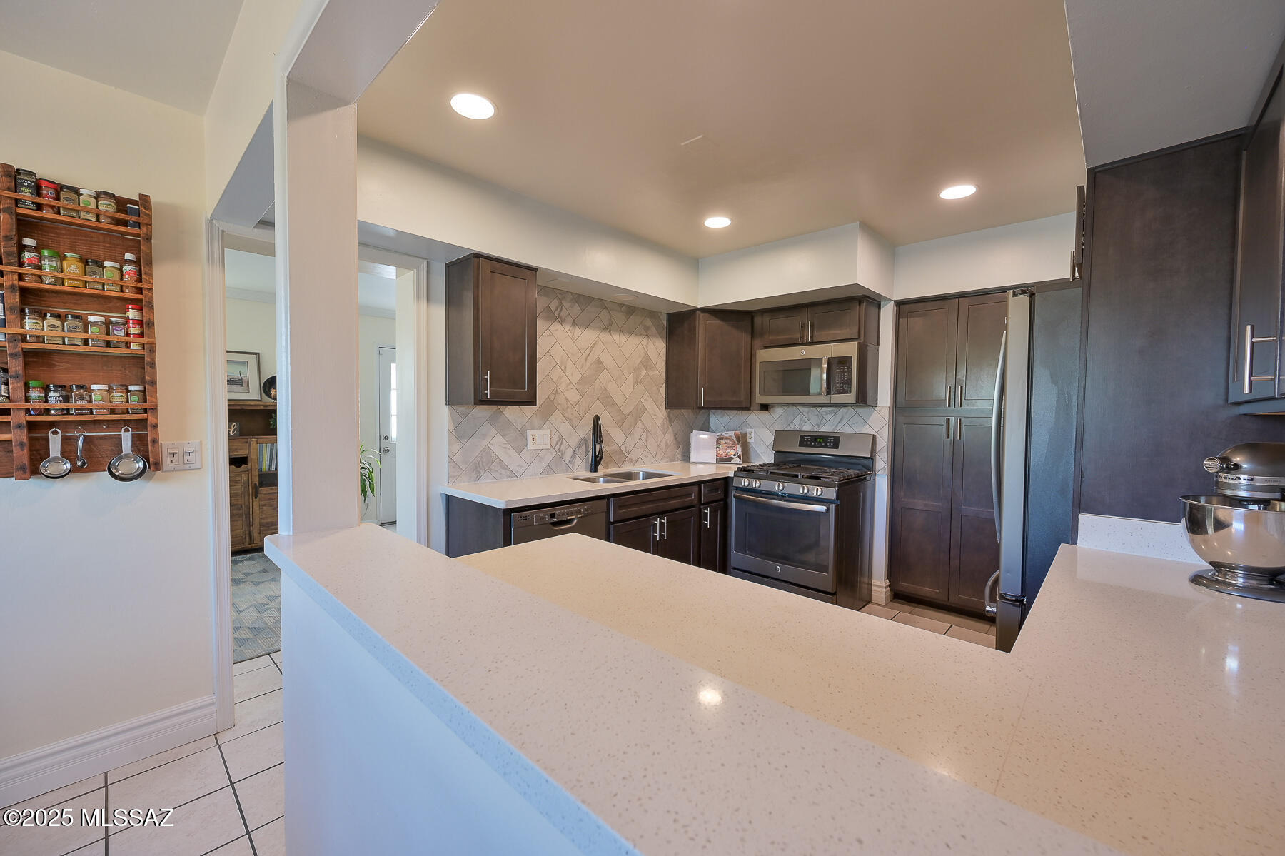6810 E Calle Betelgeux