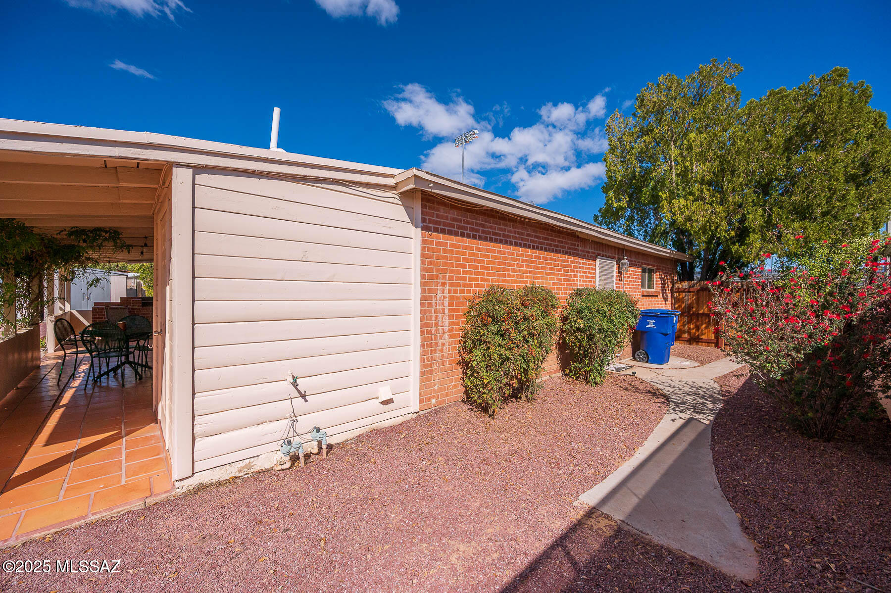 6810 E Calle Betelgeux