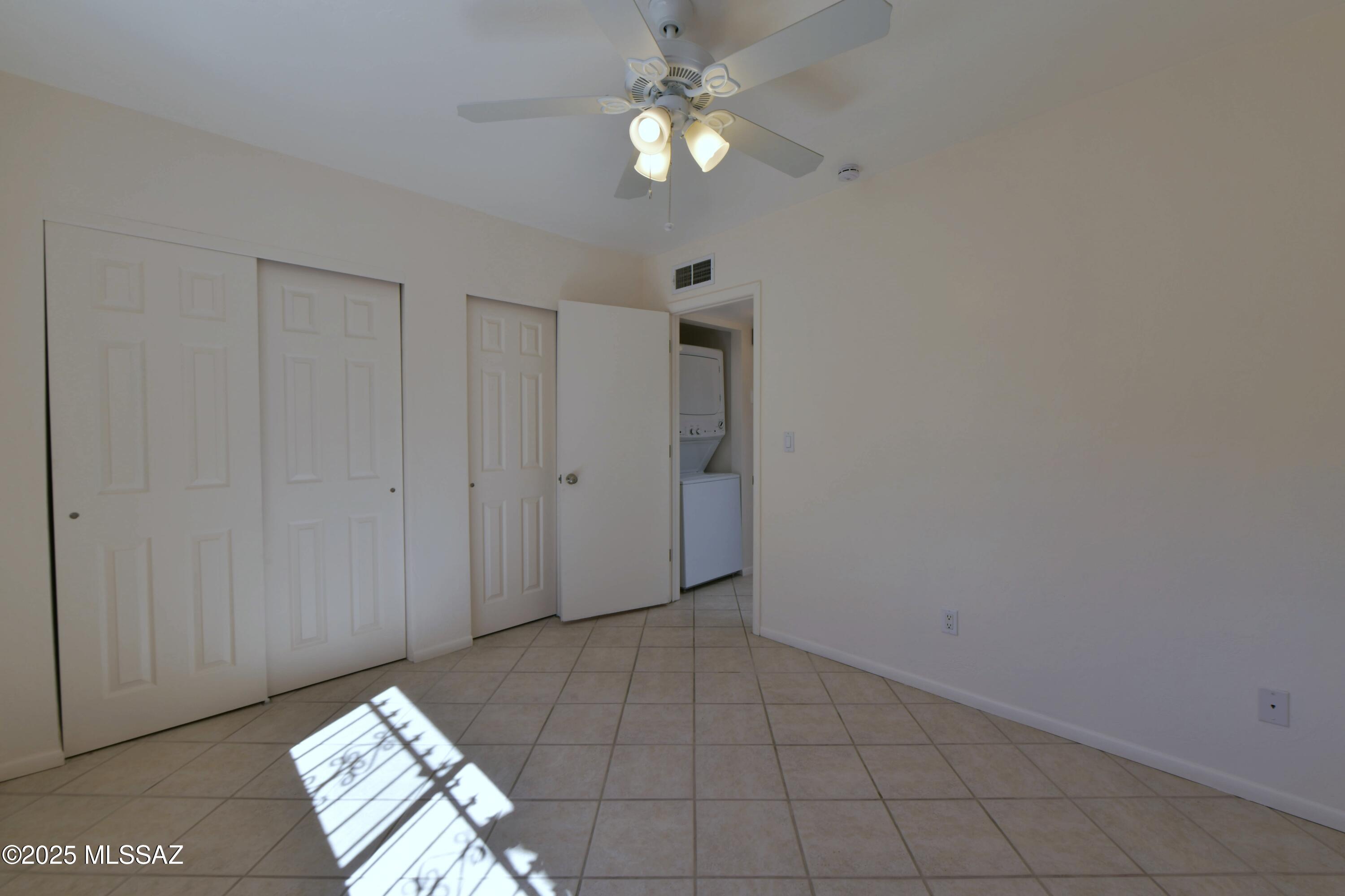 6541 E Calle La Paz Unit: A