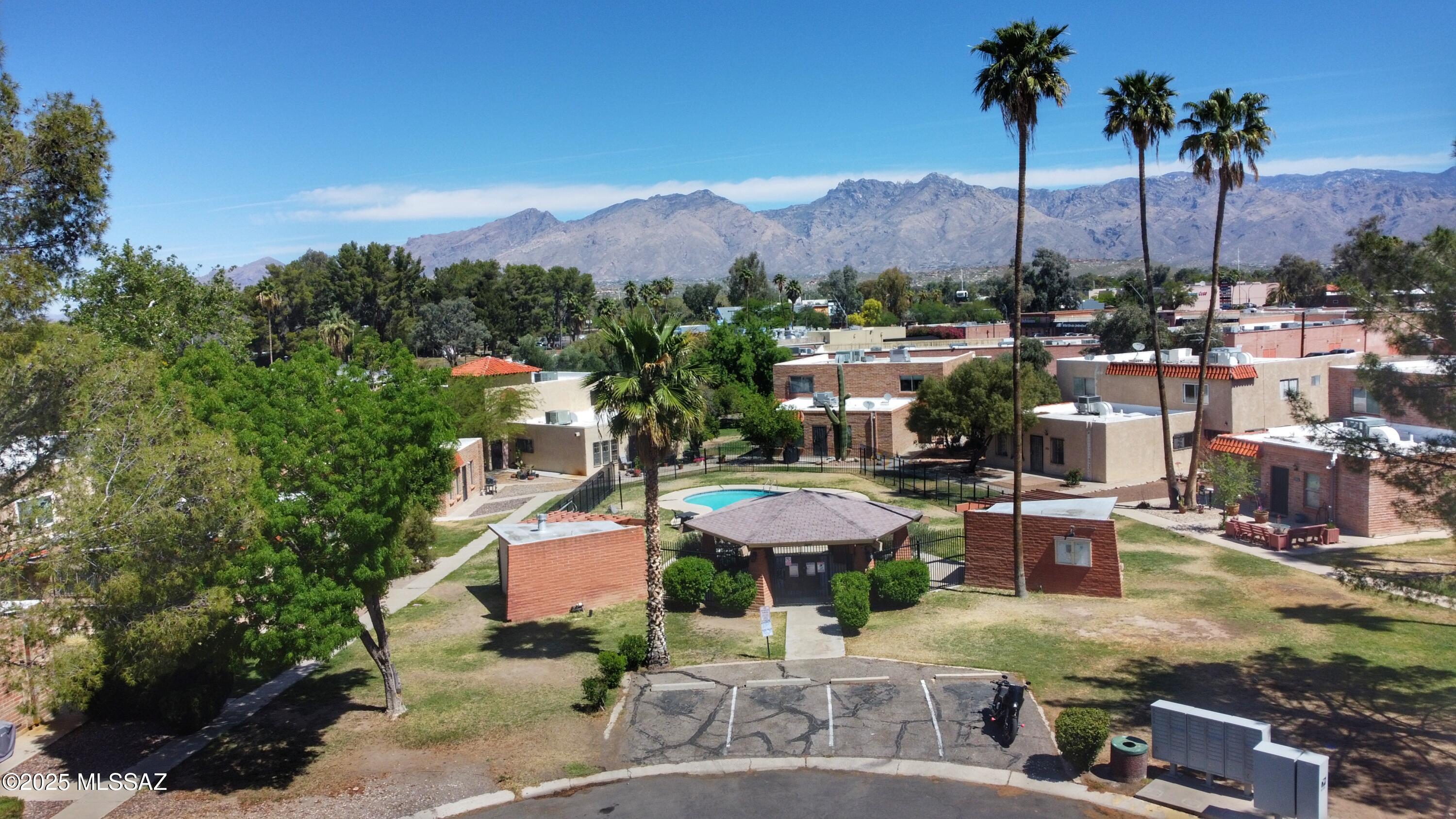 6541 E Calle La Paz Unit: A