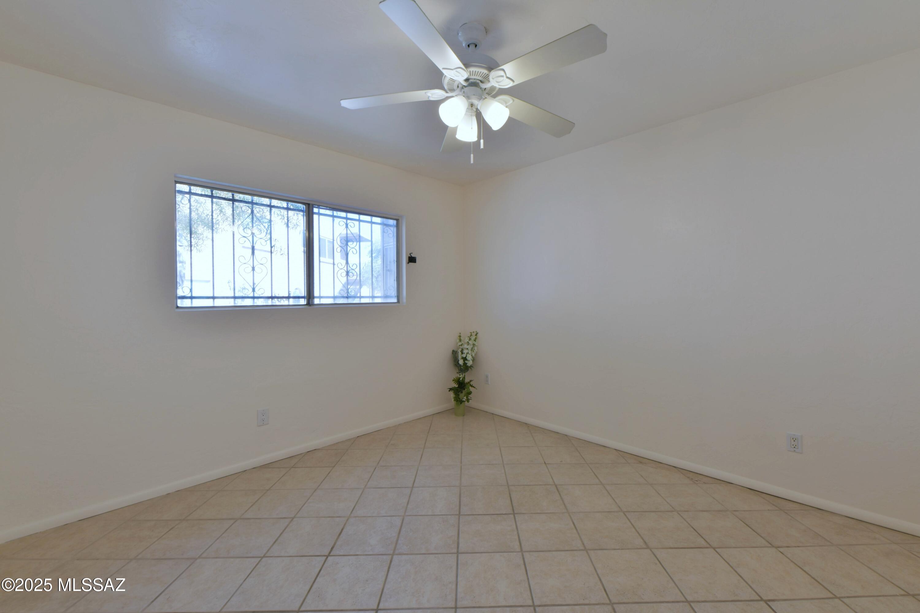 6541 E Calle La Paz Unit: A