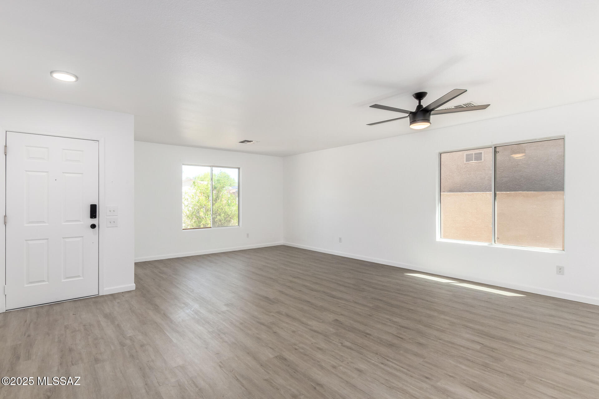 5976 E Tercel Drive