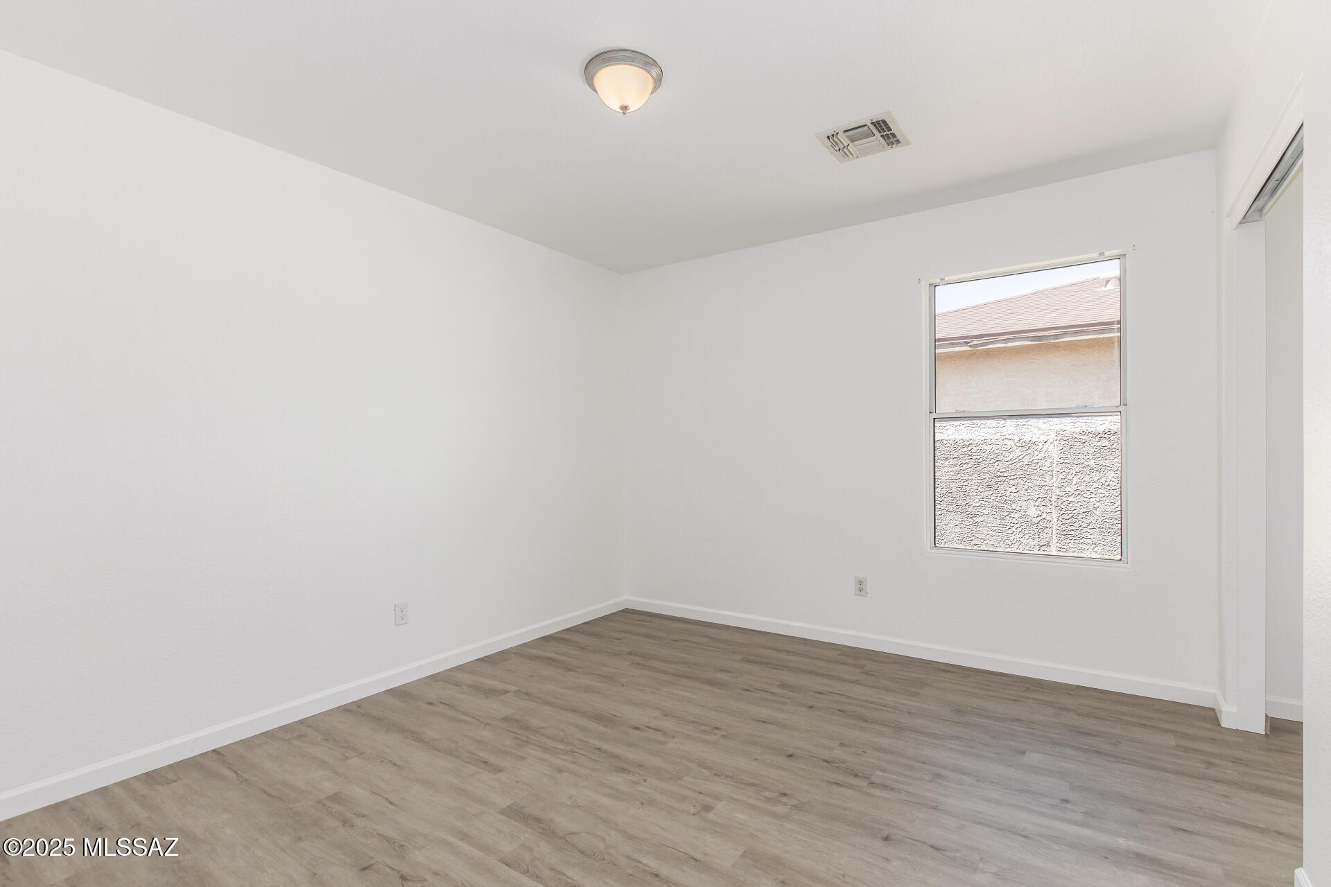 5976 E Tercel Drive
