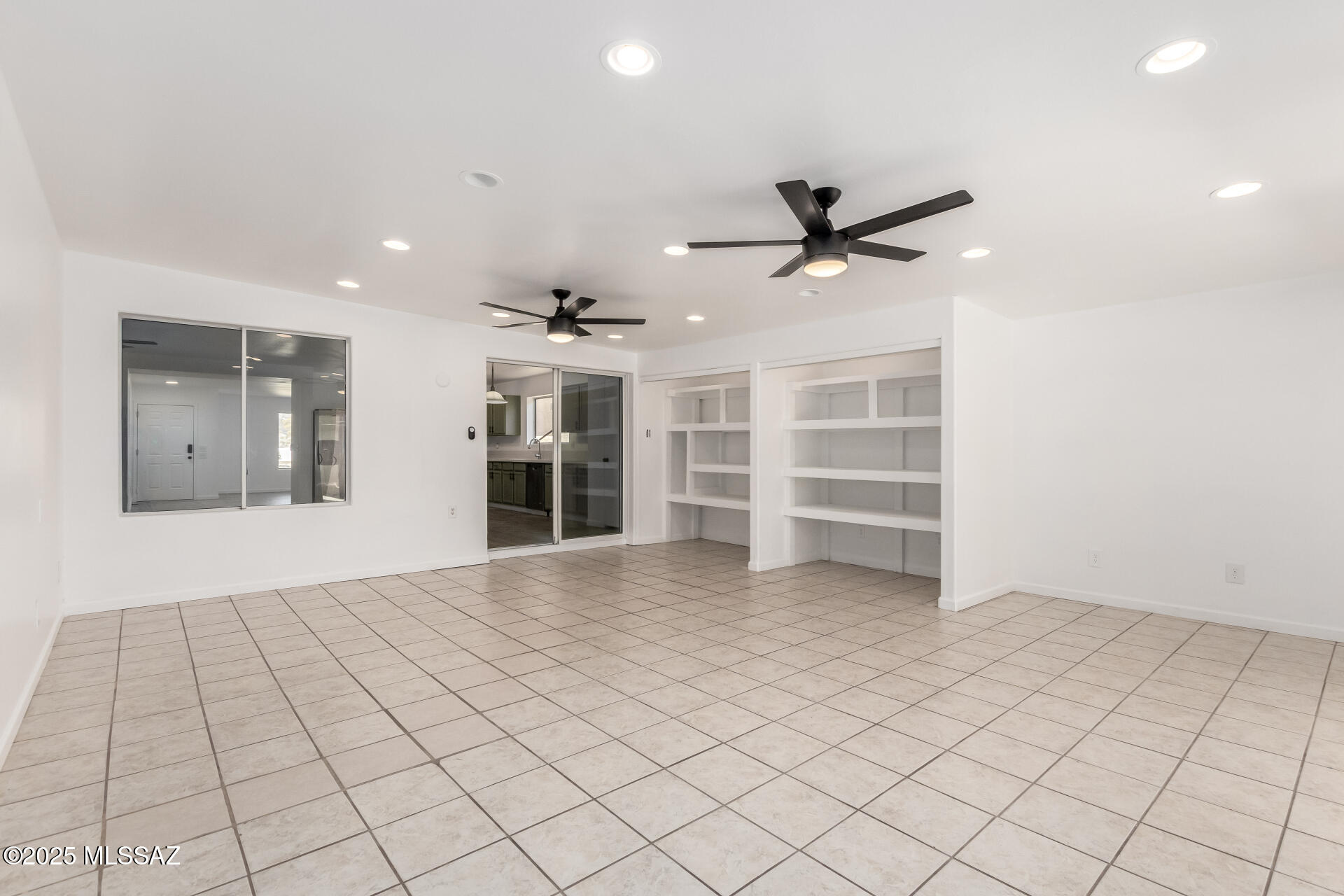 5976 E Tercel Drive
