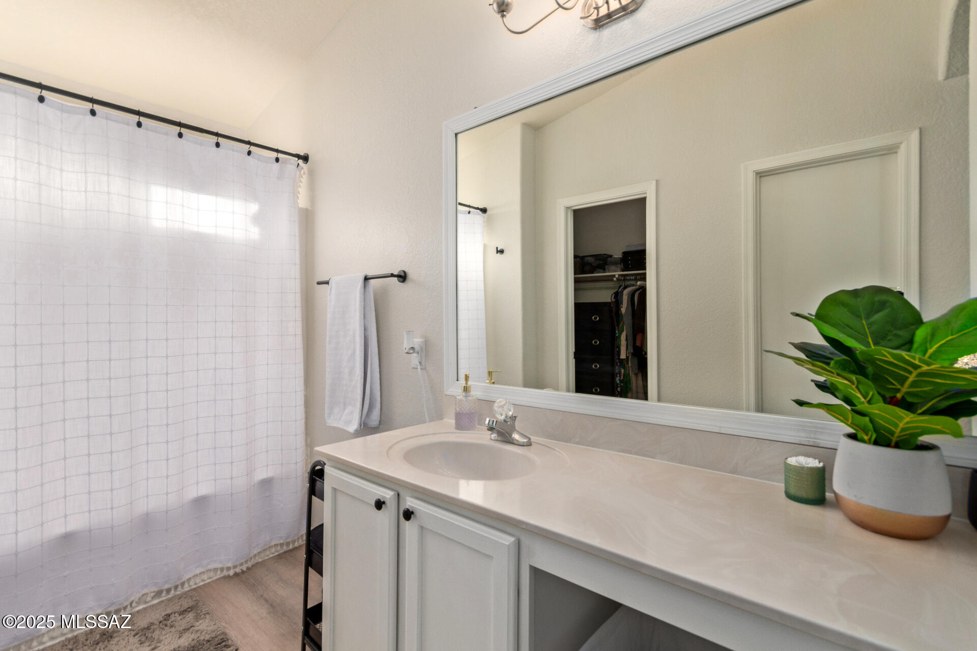 10243 E Desert Crossings Way