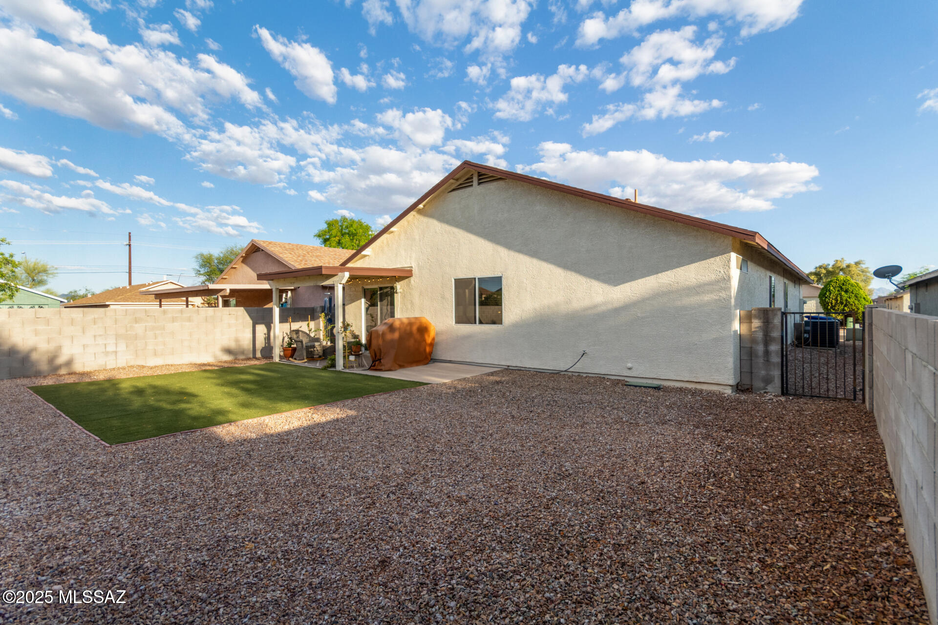 10243 E Desert Crossings Way