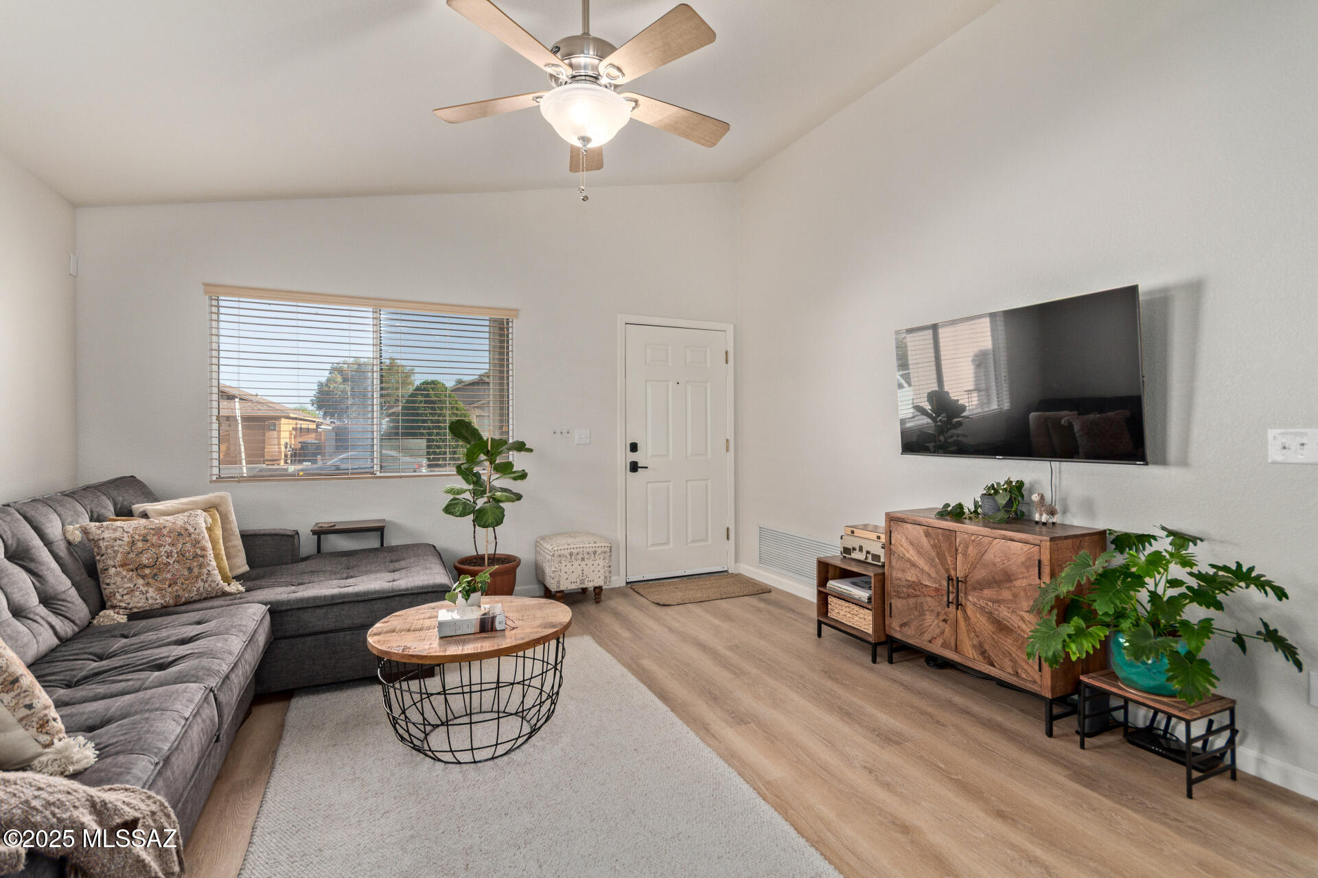 10243 E Desert Crossings Way