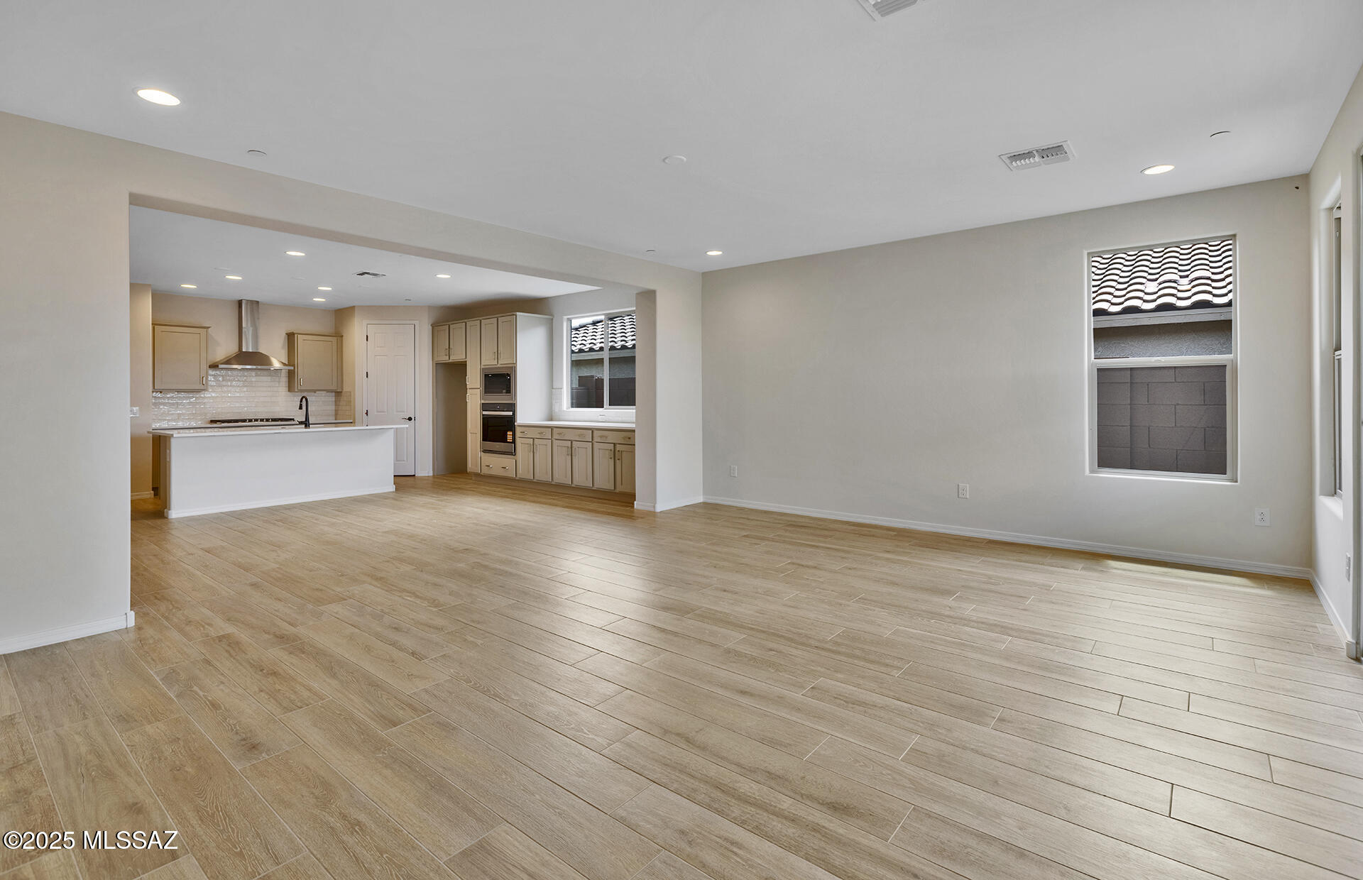 13317 N Nepheline Way