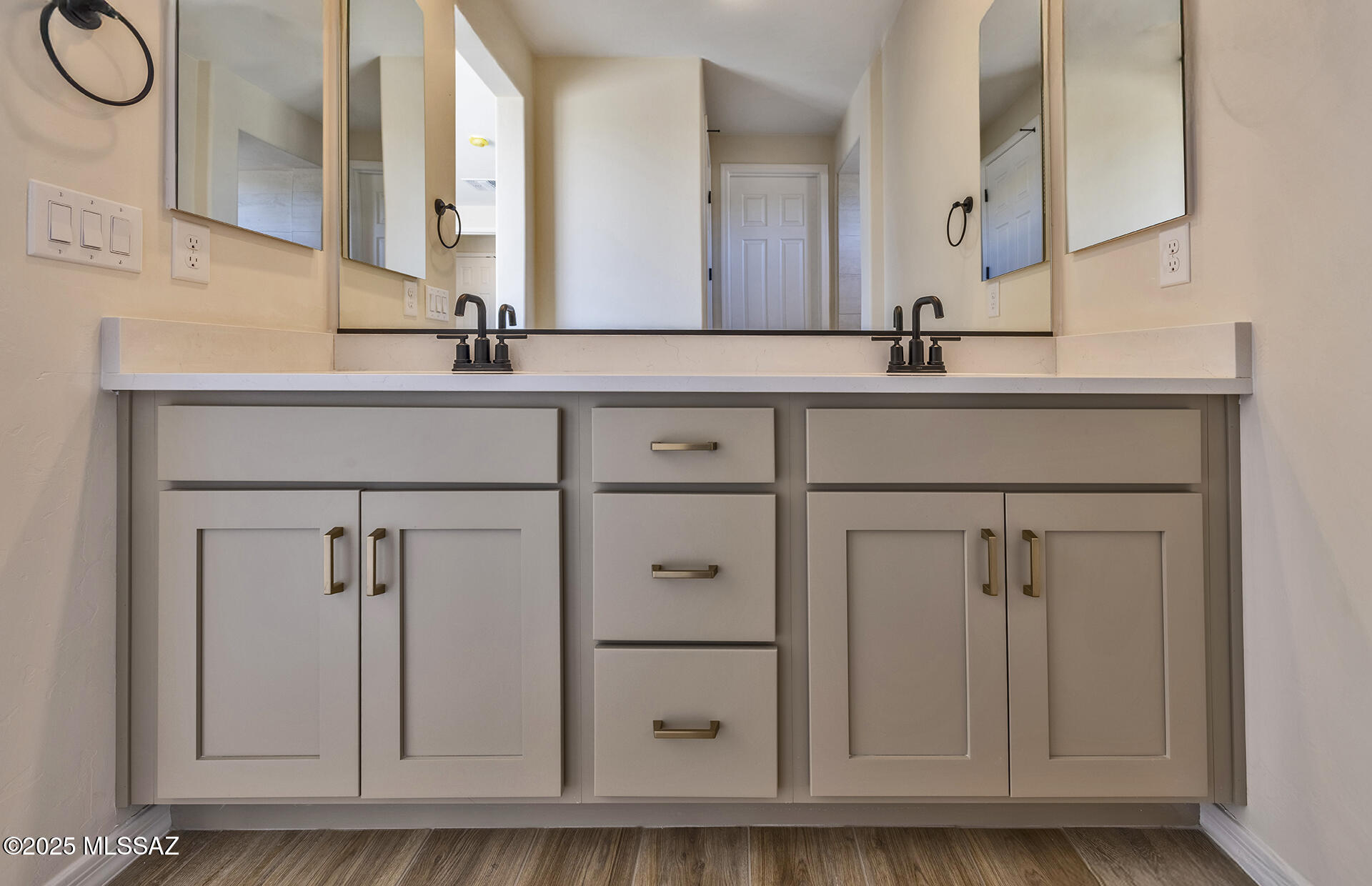 13317 N Nepheline Way